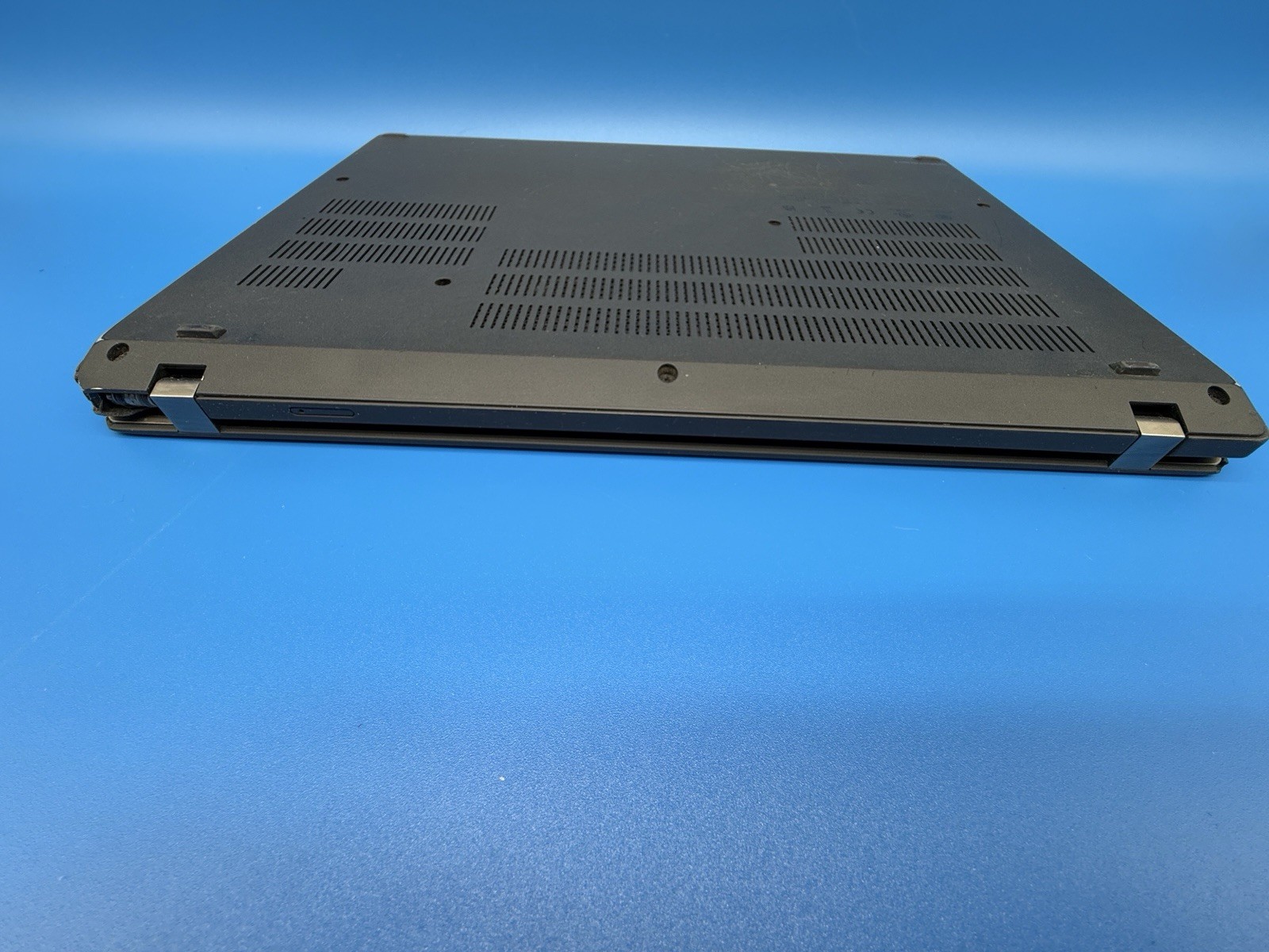 Lenovo ThinkPad P14s Gen 4 i7-1360P 16GB 512GB SSD RTX A500 Win 11 Pro