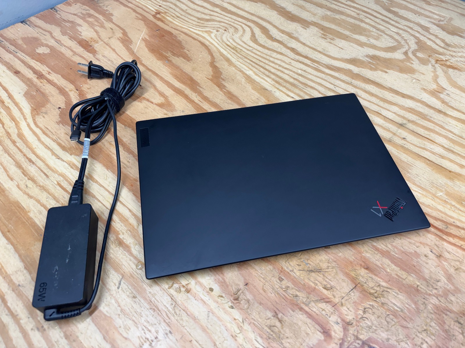 Lenovo ThinkPad X1 Carbon Gen 9 14 i5-1145G7 16GB 512GB SSD Win11 Pro Touchscrn