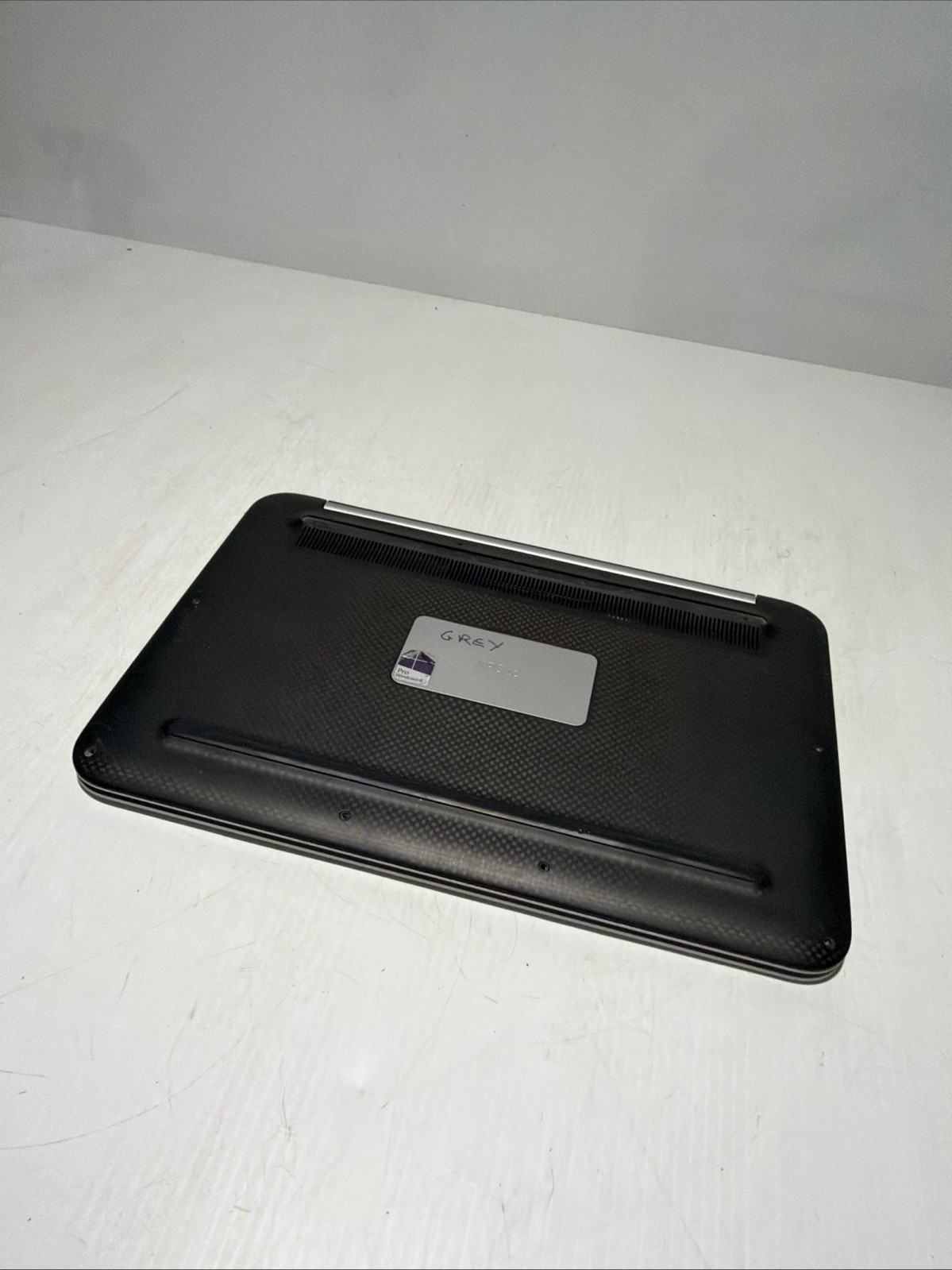 Dell XPS 12-9Q33 Laptop i5-4200u 4gb Ram No Drives Boots Bios Water DMG