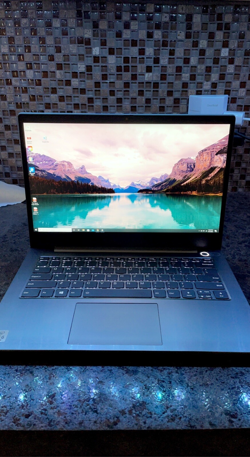 Lenovo ThinkBook 14 IML 14″ (256GB SSD, Intel Core i5 10th Gen., 4.20 GHz, 8GB)