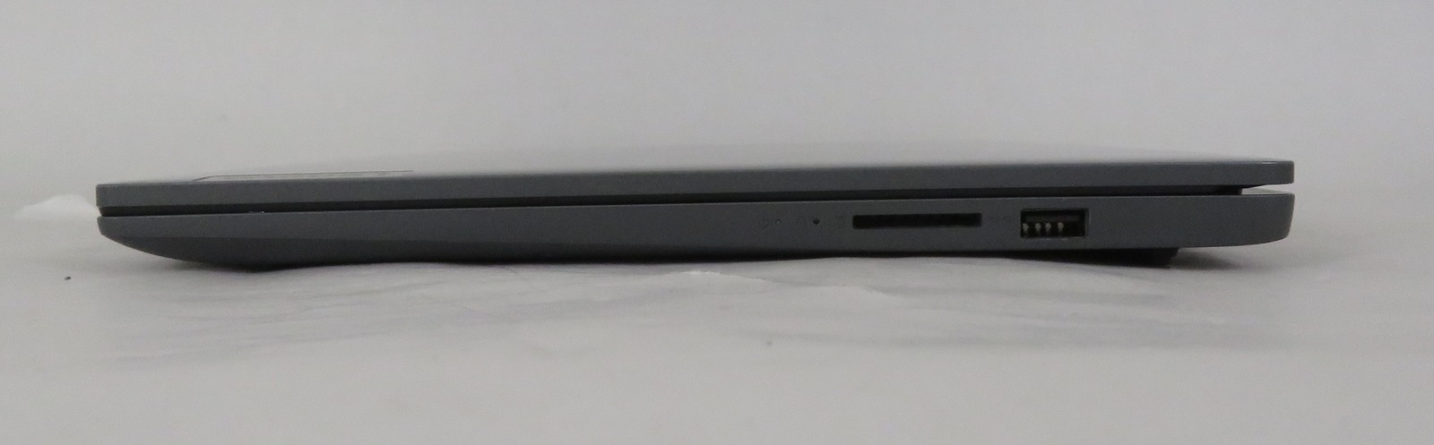 Lenovo IdeaPad Slim 3 15IRU9 CORE 5 120U 1.4GHz 8GB RAM 256GB Win11H