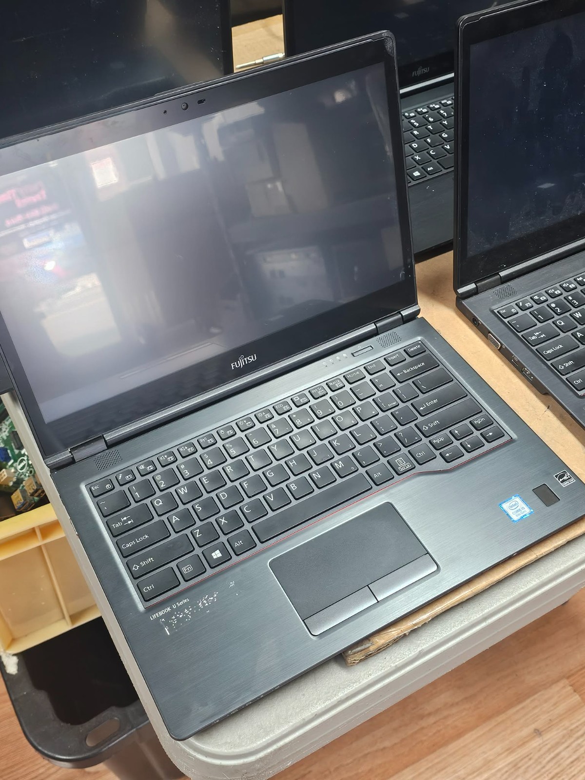 4x Lot FUJITSU LIFEBOOK U749 | Intel i5-8265U 4GB 256GB WiFi Webcam BT – Special