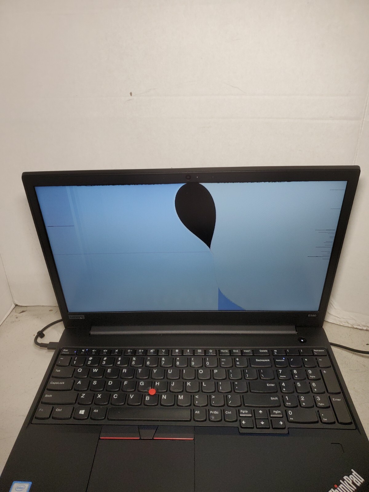 Lenovo ThinkPad E580 15.6″ i5 7th gen. 8GB RAM No HDD/SSD/OS CRACKED LCD! #69