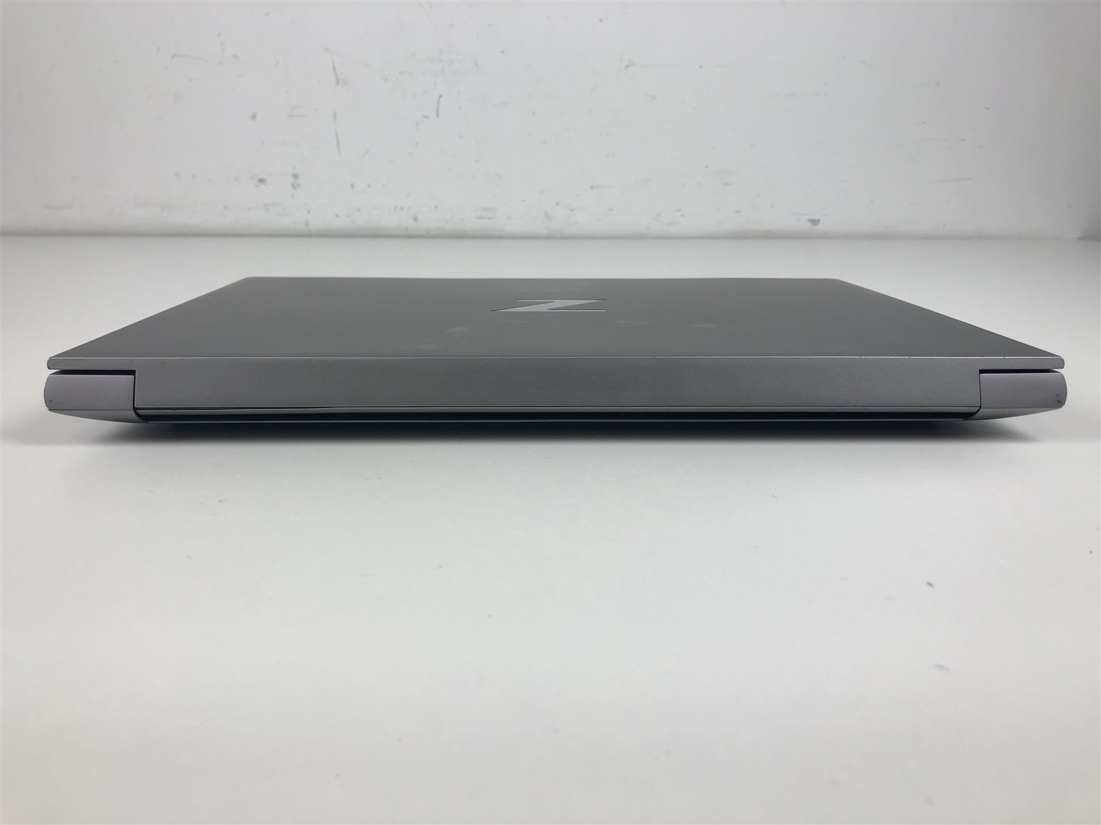 HP ZBook Fury 16 G9: Intel Core i7-12850HX 2.1GHz – 32GB – 1TB – RTX A3000