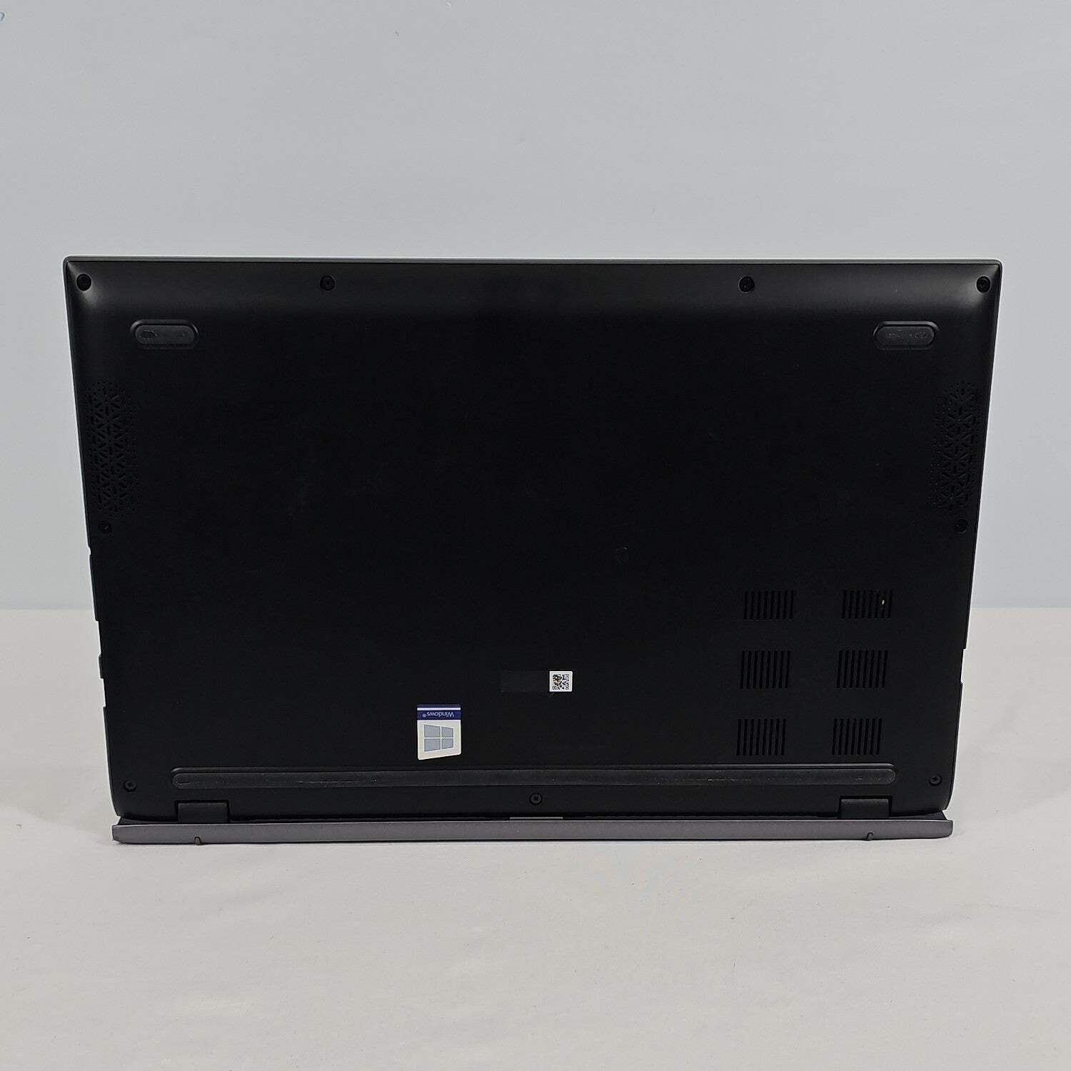 Asus Vivobook 14 F412D 14″ Ryzen 7 3700U 2.3GHz 8GB RAM 512GB SSD
