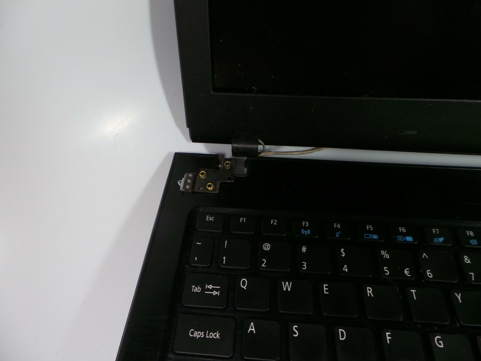 BROKEN ACER ASPIRE E5-575 N16Q2 LAPTOP FOR PARTS ? REPAIR