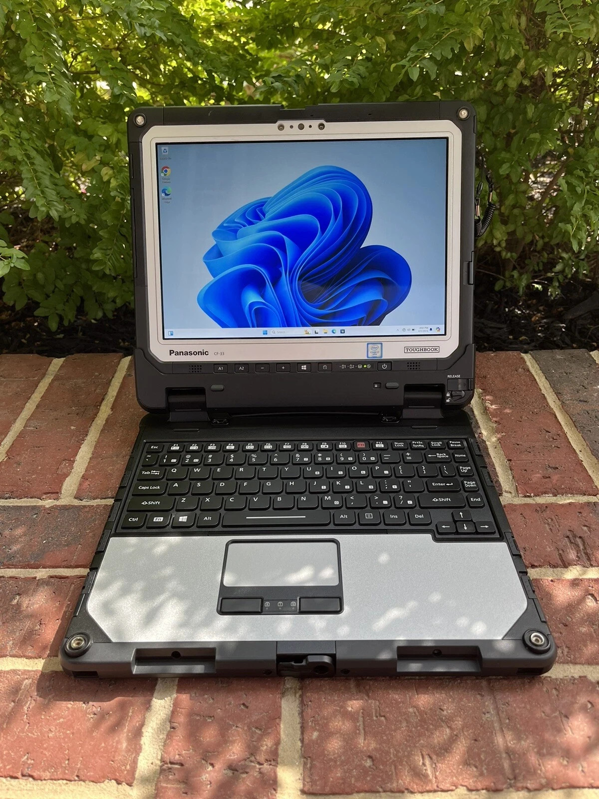 Panasonic Toughbook CF-33 2.80GHz Win 11 Core i7-7600U 16GB RAM 2TB SSD 1490Hr