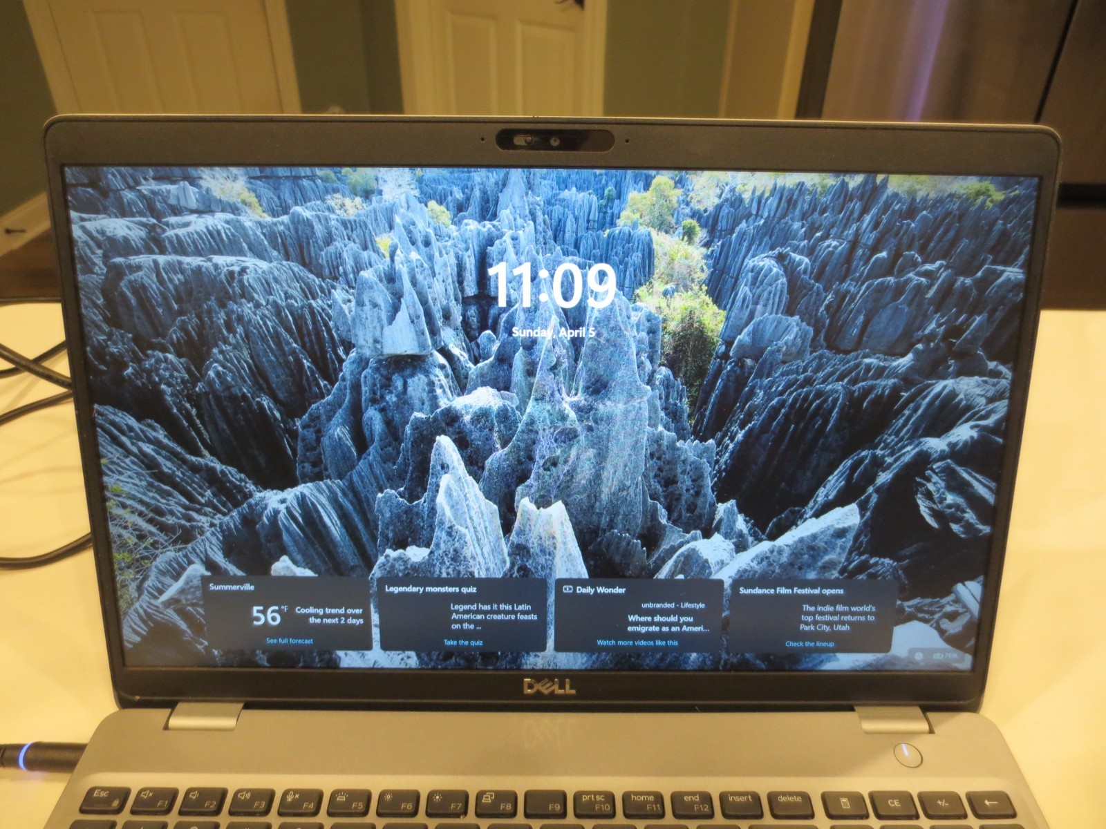 Dell Precision 3551 15.6″ i9 CPU 16GB Ram 1TB NVME HD Win 11 Pro Good Battery
