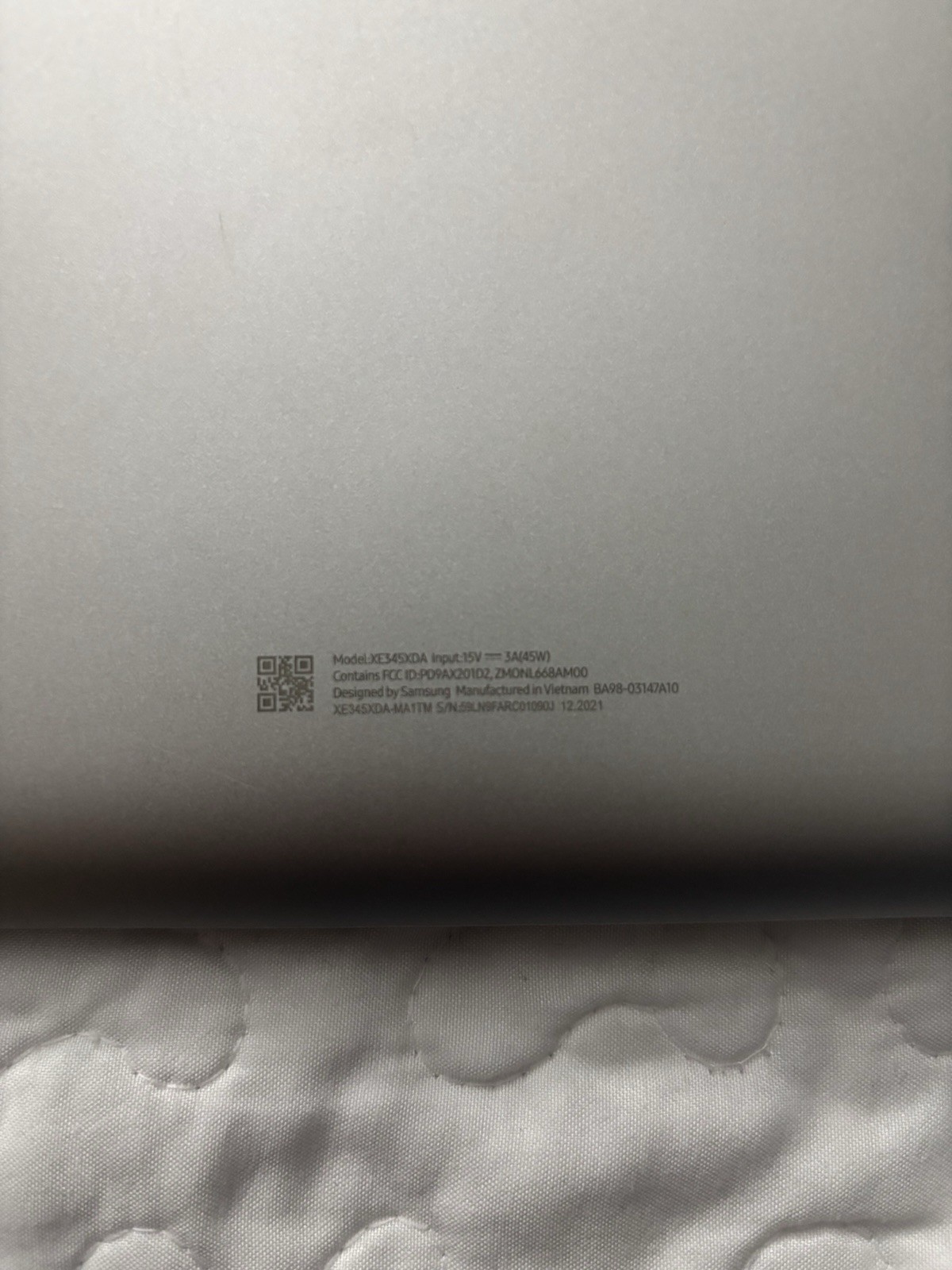Samsung Galaxy Chromebook Go, Broken Display, Functioning Backlight