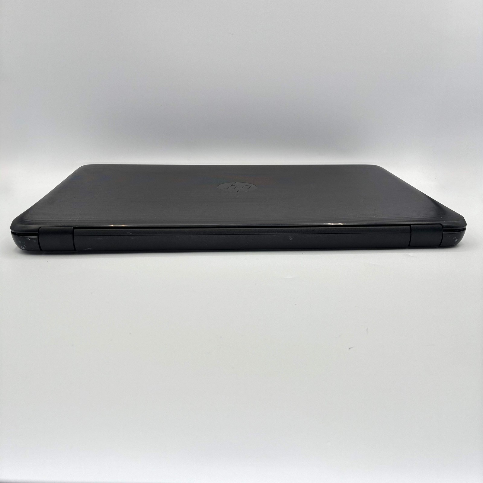 HP 15-BA079DX 15″ AMD A9 6GB 1TB Black BAD BATTERY