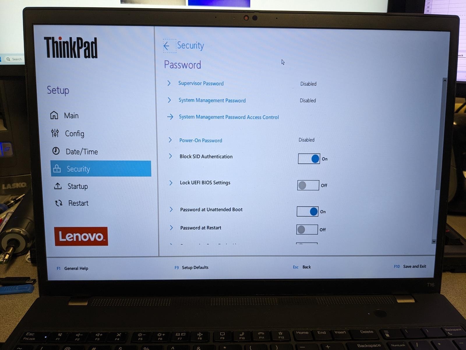 LENOVO THINKPAD T16 GEN 1 RYZEN 5 6650U @ 2.90 GHz, 16GB RAM, NO HDD/OS