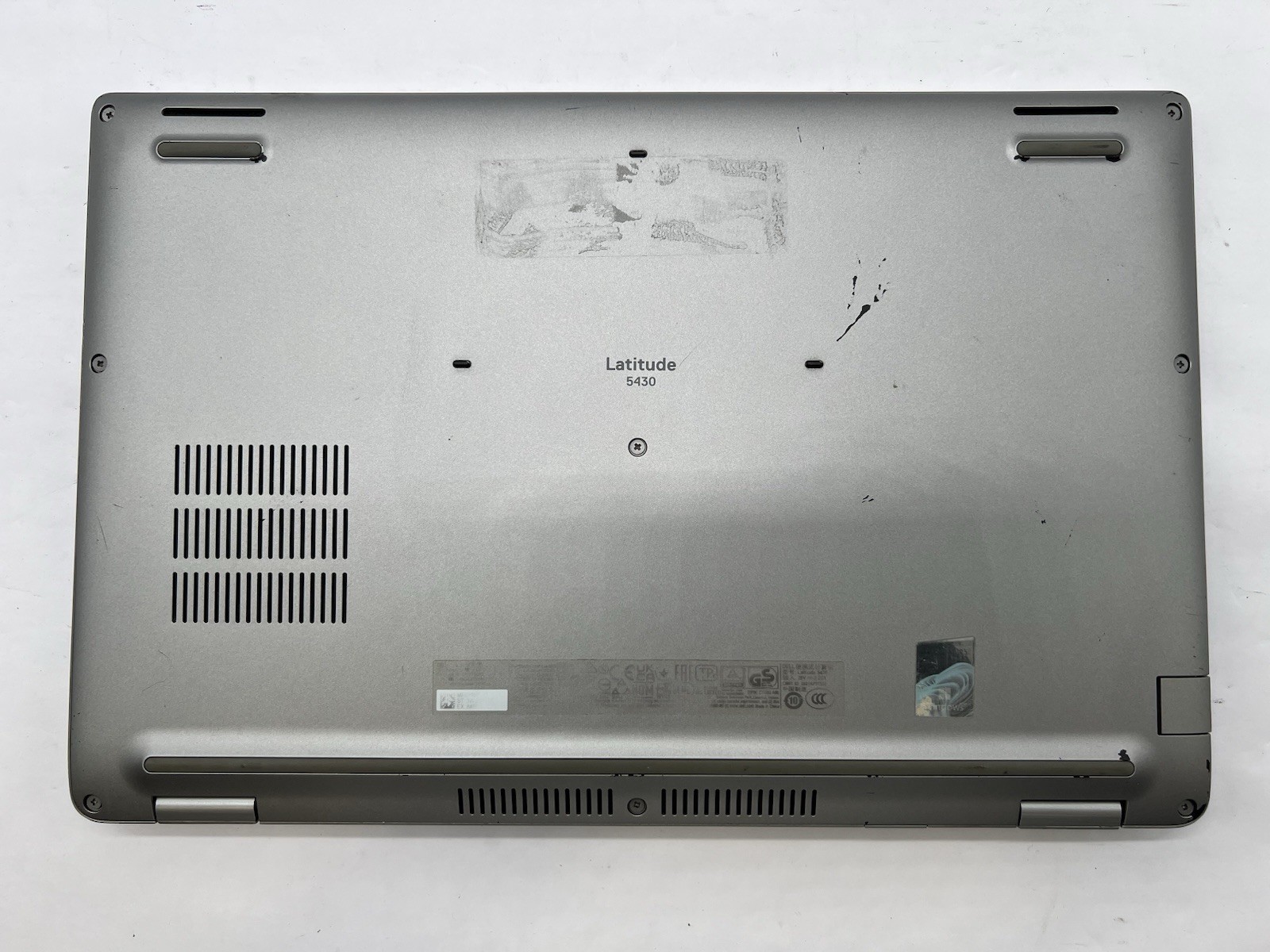 Dell Latitude 5430, i5-1235U, 3.9GHz, 8GB RAM, 256GB NVMe-No OS/Charger