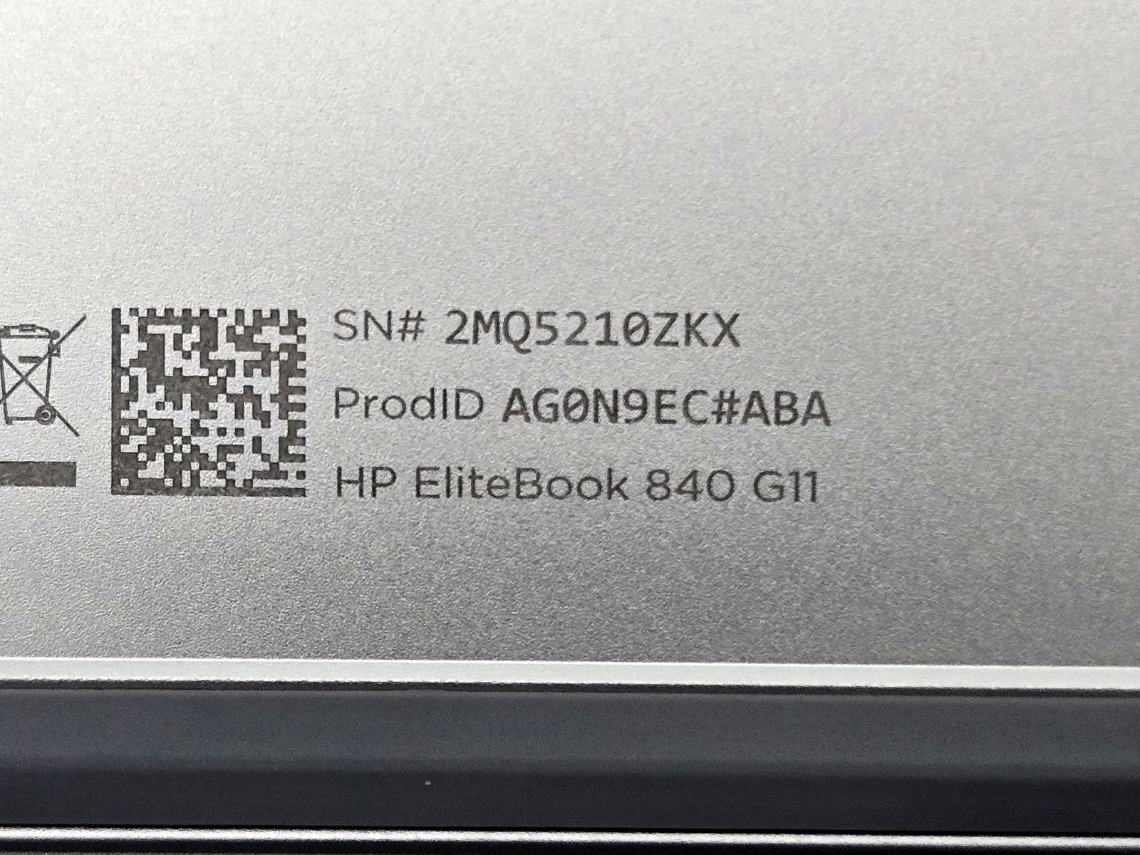 HP EliteBook 840 G11 14″ FHD+ ULTRA 5 135U 256GB SSD 16GB W11P Webcam Warranty