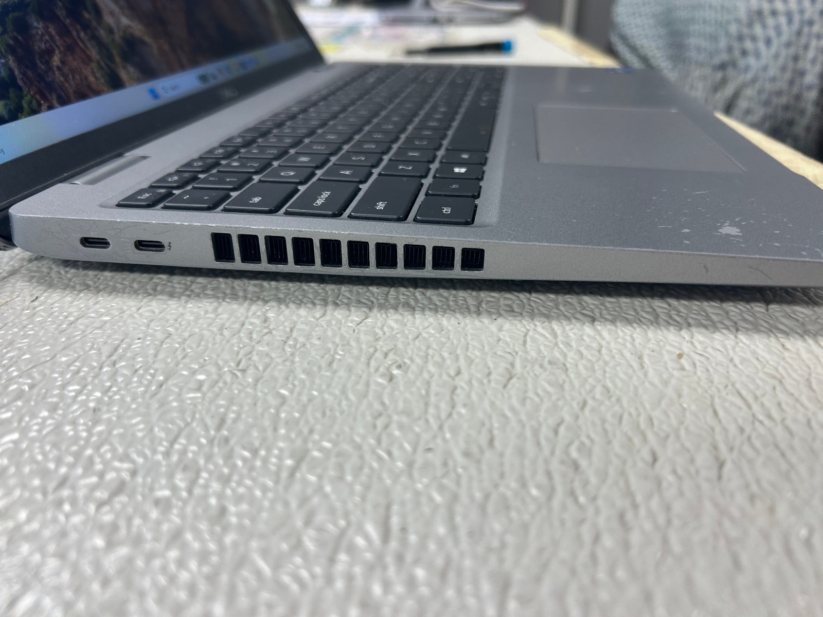 Dell Precision 3560 i7-1165G7 16GB 128GB SSD Win11 Pro Office 2021 FHD 15.6″