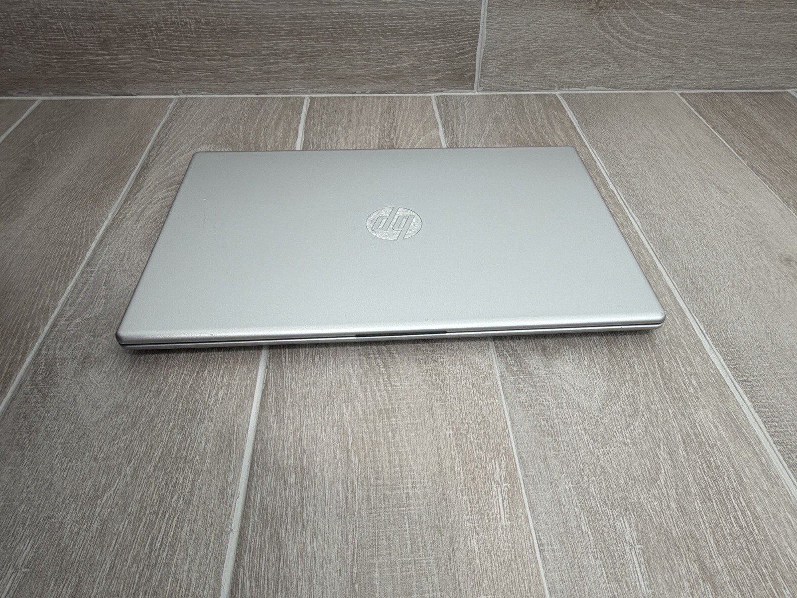 HP 15-fc0046nr 15.6” Touch Laptop Ryzen 5 7520U 8GB RAM 256GB NVMe SSD Win-11