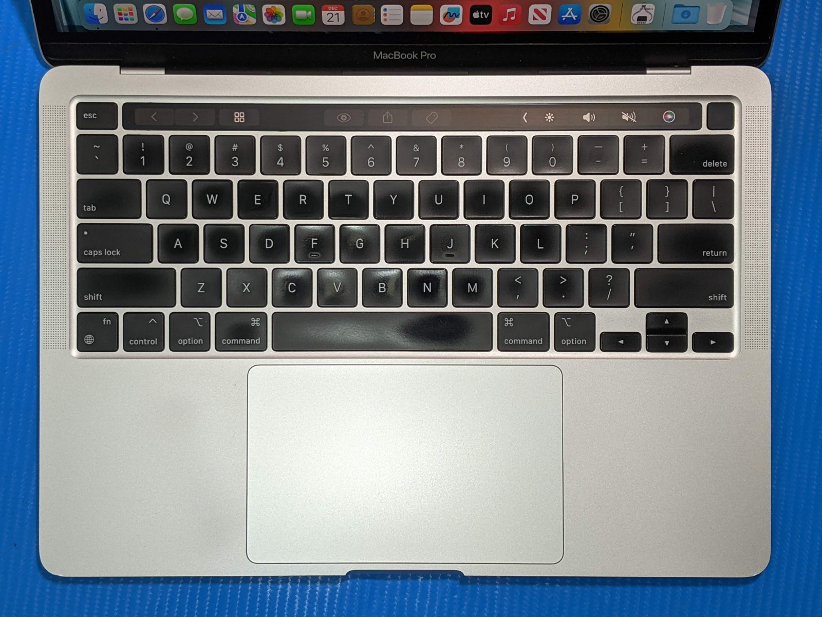 Apple MacBook Pro A2338 (2020) 13.3″ M1 8CPU/8GPU 3.2GHz 8GB 256GB MYDA2LL/A +PA