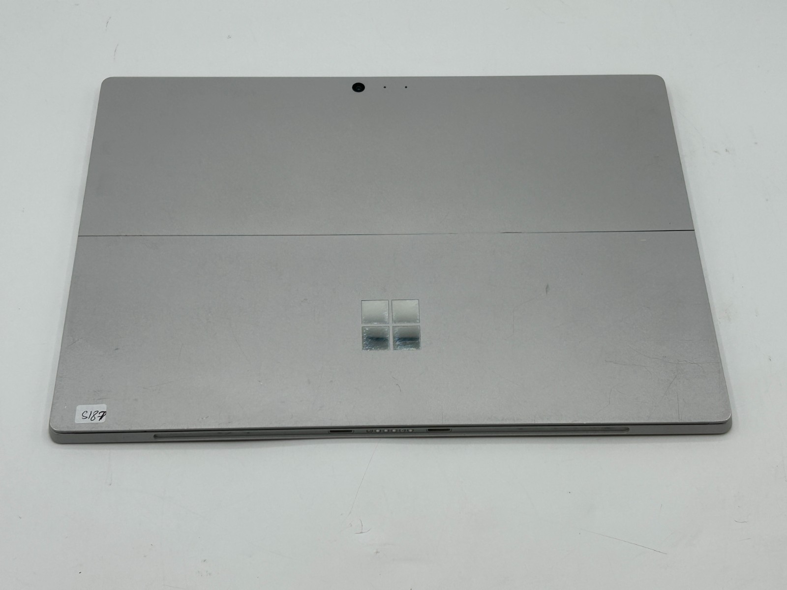 Microsoft Surface Pro 4 1724 12.3″ i5-6300U 4GB RAM 128GB SSD Win 11 Pro