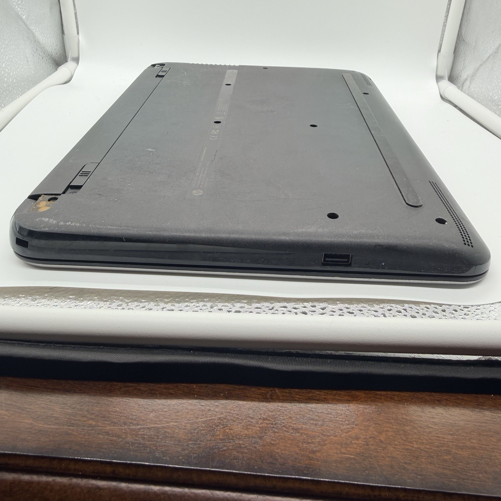 HP 14′ Laptop an013nr Windows 10 Home AMD E2-7110 4 GB 32GB eMMC Tested Working