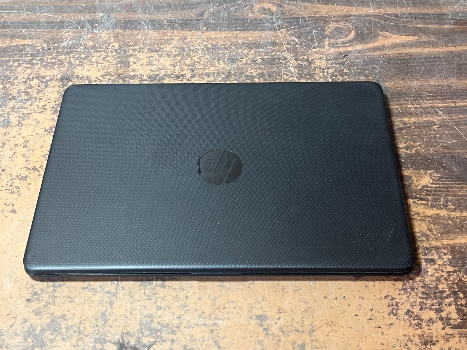 HP 14″ Touchscreen Laptop 14-fq1003cl AMD Ryzen 3 Win 11 8GB 256GB SSD