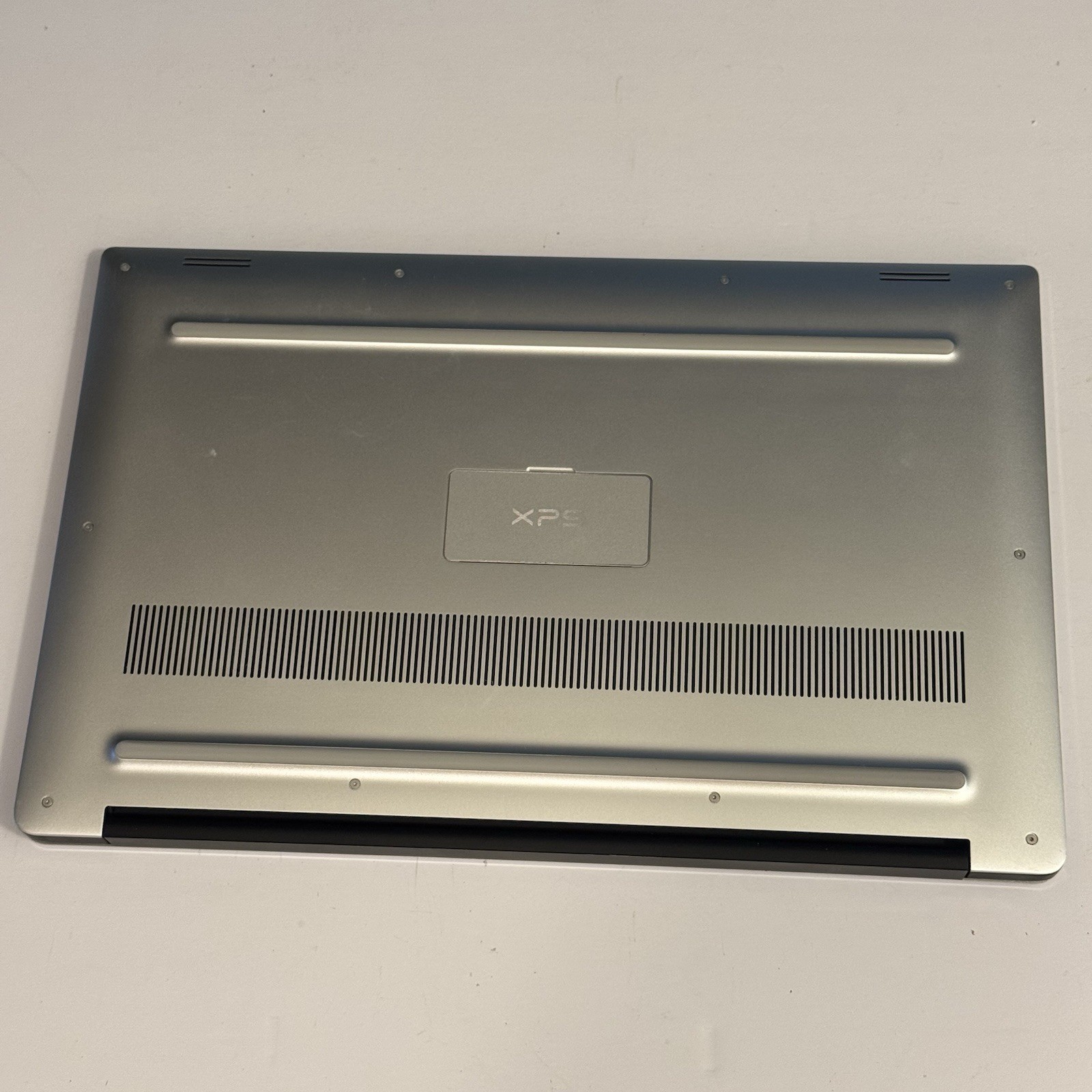 Dell XPS 15 (7590) 15.6″ Laptop i7-9750H 16GB RAM 512GB NVMe GTX 1650