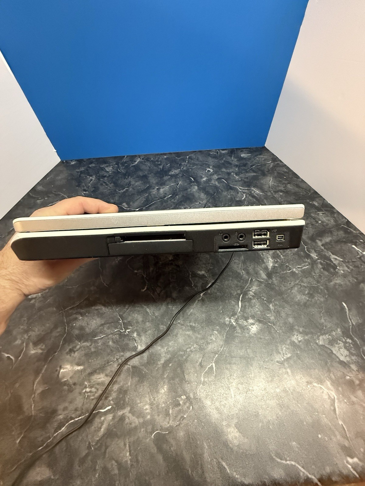 Dell Inspiron 6000 PP12L Laptop 2GB Ram + CHARGER + BATTERY – No HD OS