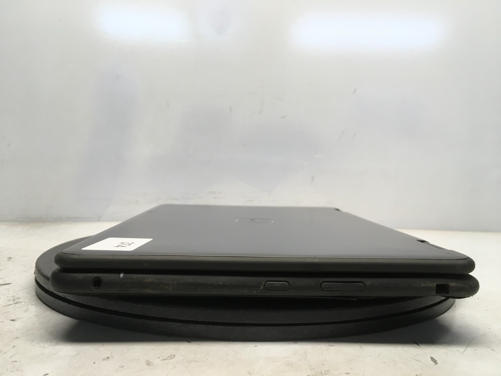 Dell Latitude 3190 2-In-1 Intel Celeron N4100 1.1GHz 4 GB NO HDD