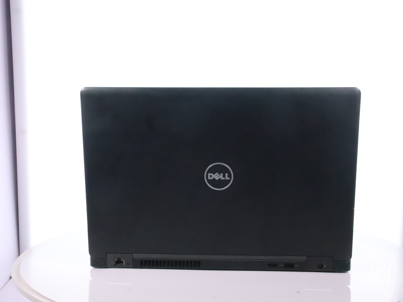 Dell Latitude 5580 Core i7-7820HQ 2.9GHz 16GB RAM 256GB SSD W11Pro w/ AC Adapter