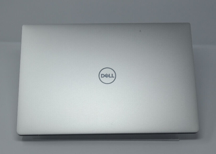 Dell XPS 13 9370 i7 8550U @ 1.80 GHz 256 GB 8 GB FHD Windows 11 Home