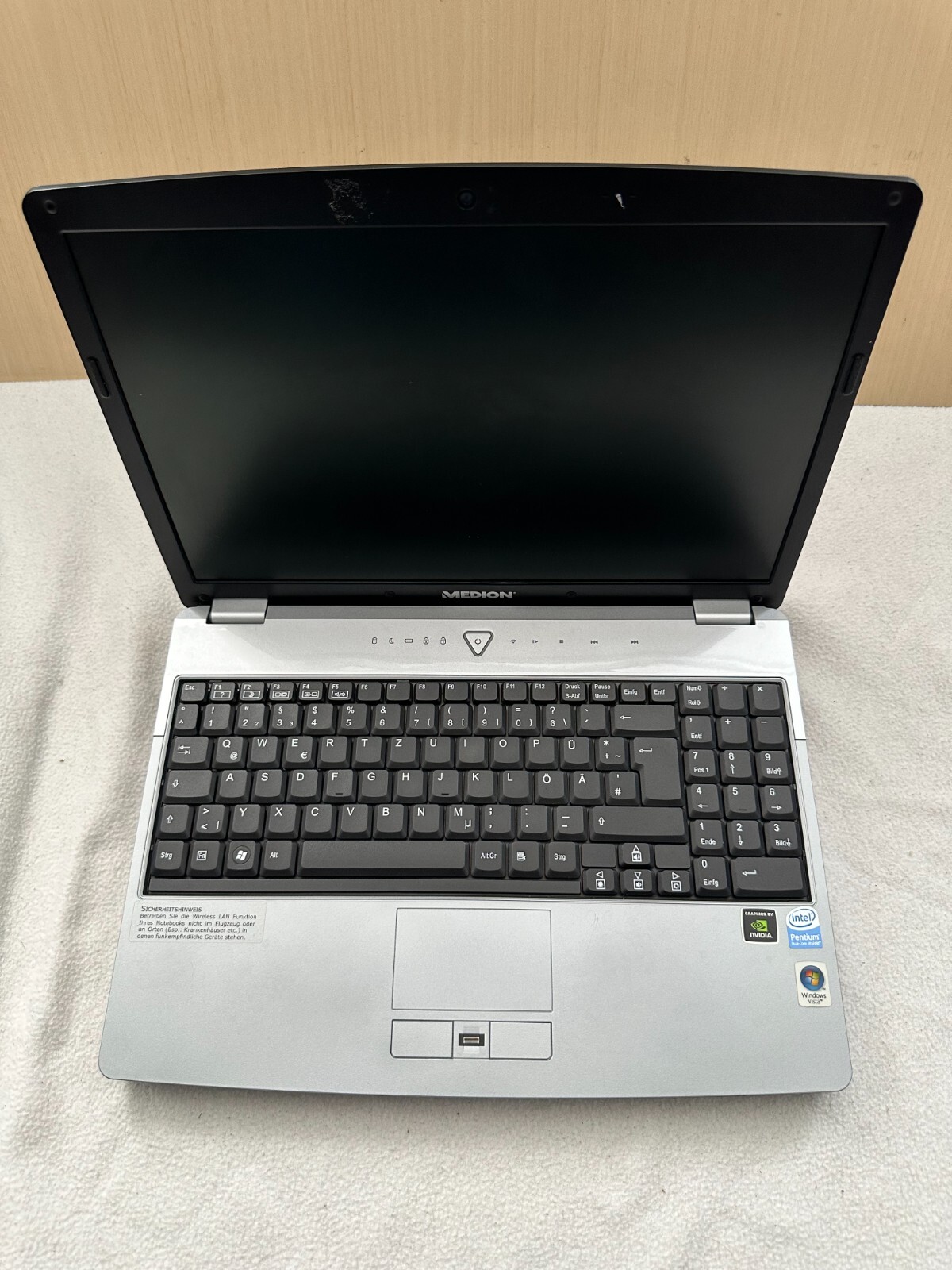 Medion Akoya MD96630 WIM2180 15.4″ Laptop Intel Core Duo T2330 4GB RAM No HDD
