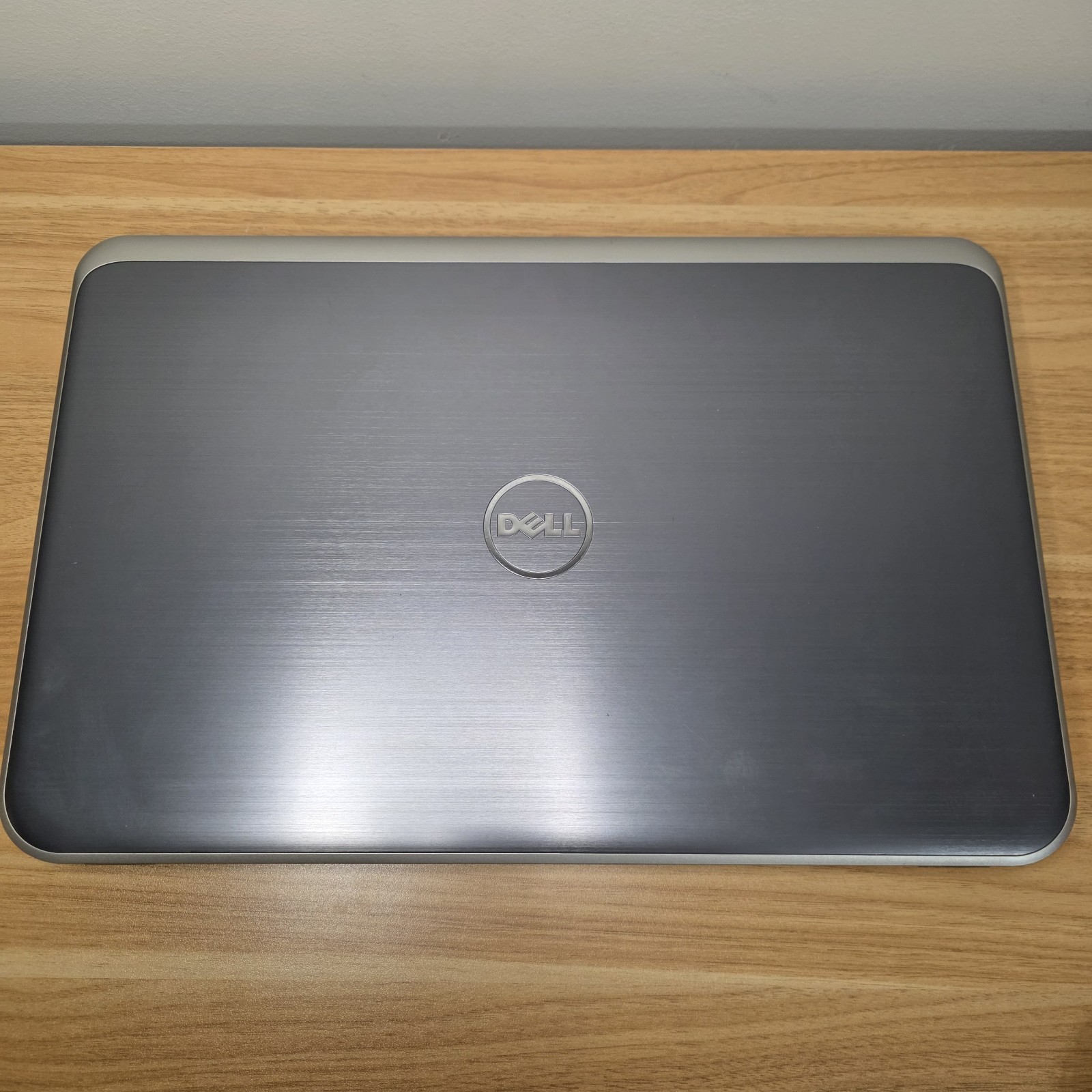 Dell Inspiron M731R 5735 AMD A8 APU 8GB RAM Untested For Parts Only