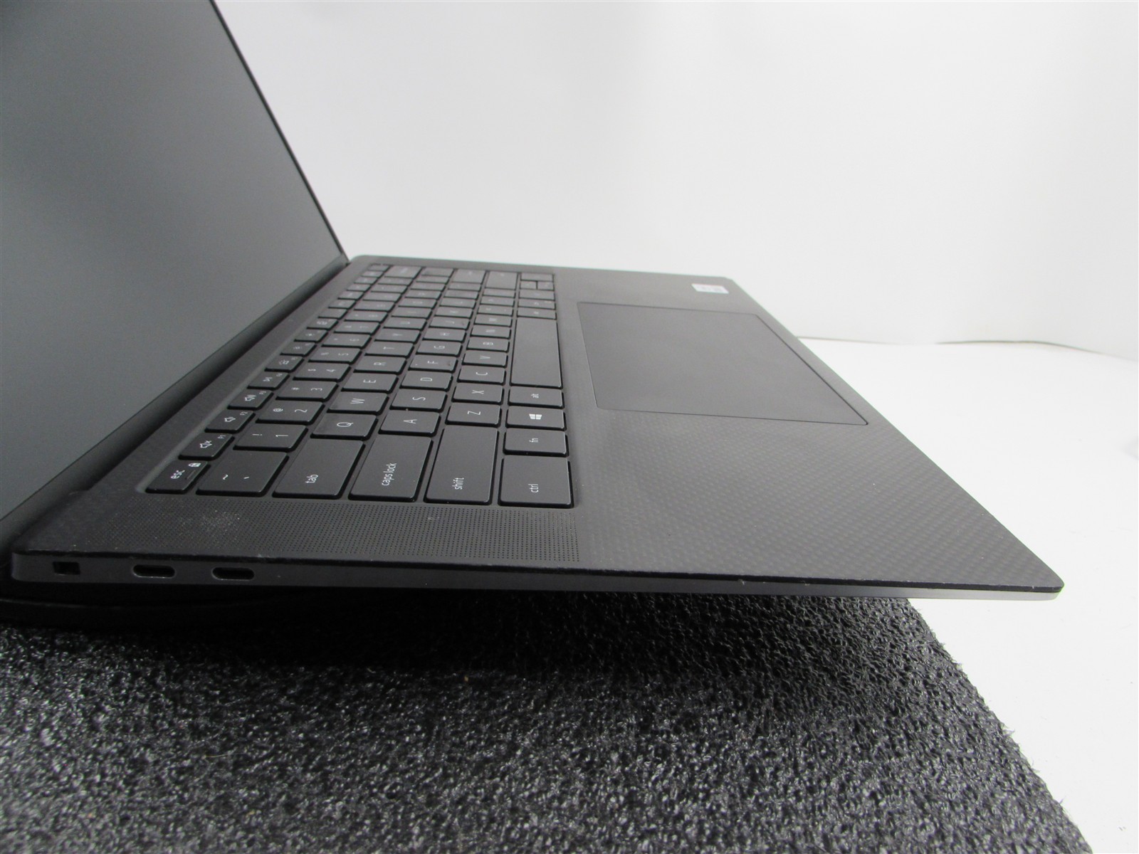 DELL PRECISION 5550 1920X1200 FHD I7-10850H 512GB 32GB RAM T1000 WIN 11 NO BATT