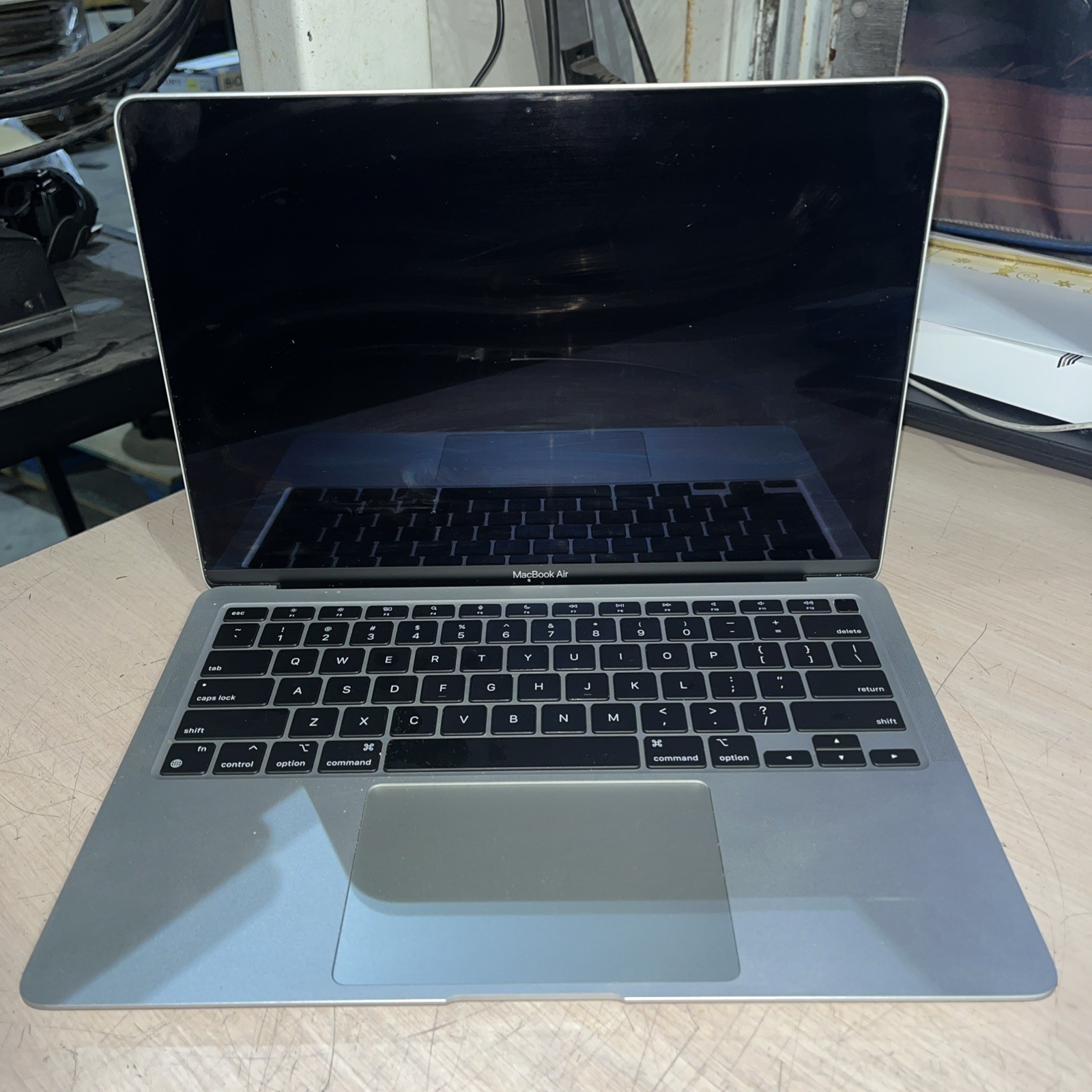 APPLE MACBOOK AIR “M1″ 8 CPU/7 GPU 13” 3.2GHZ M1 8GB RAM 128SSD