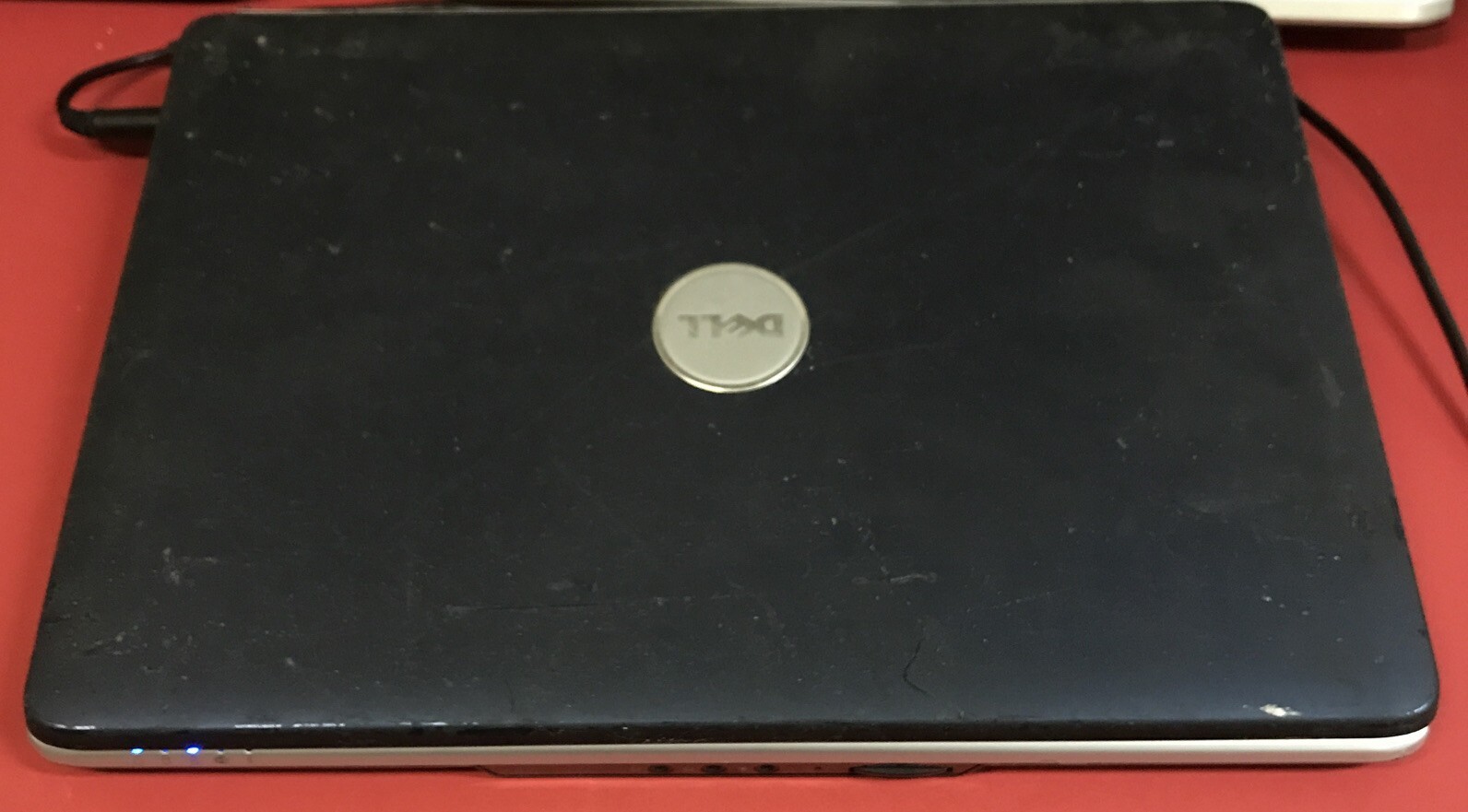 *FOR PARTS* DELL INSPIRON 1525 LAPTOP NO SCREEN NO HDD 1GB RAM NO POWER CABLE