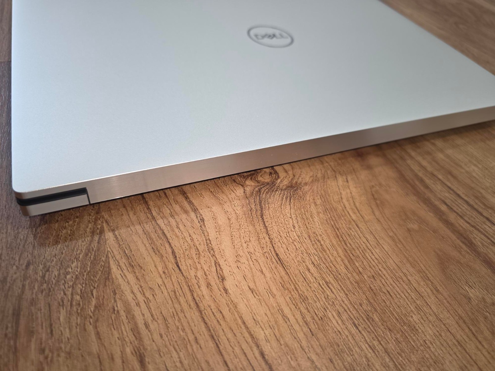 Dell XPS 15 9510 i7-11800H 16GB 512GB SSD RTX 3050 Ti NEW Battery Mint FHD+