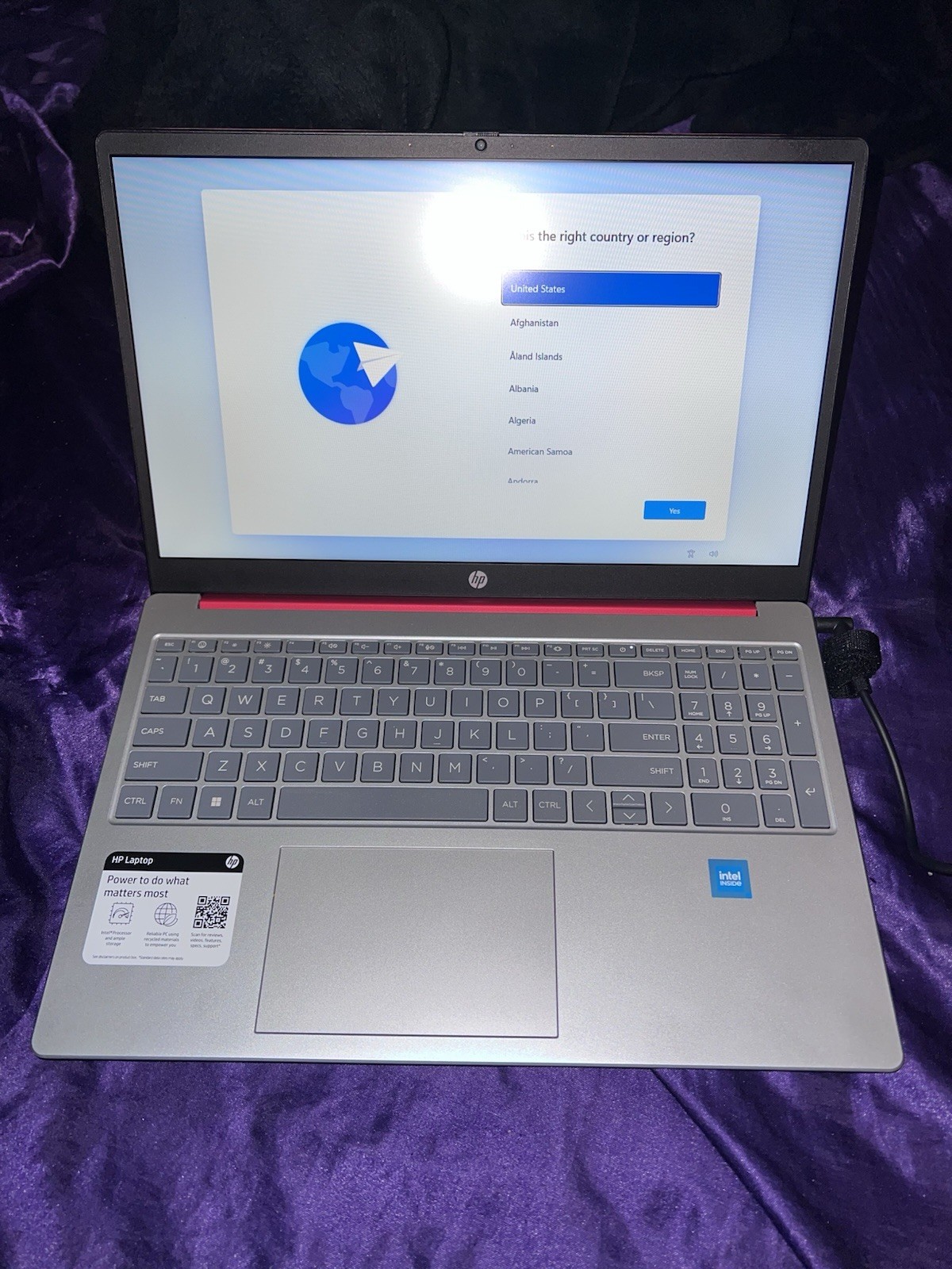 HP 15-FD0083WM 15.6″ (128GB SSD Intel Pentium N200 1.1GHz 4GB RAM) Laptop – Red