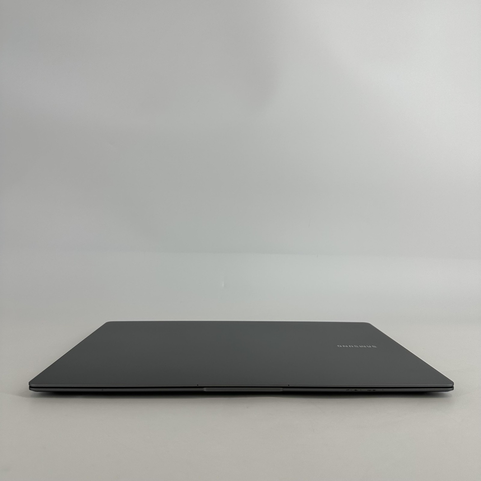 Samsung Galaxy Book5 Pro 16 Gray QHD+ TOUCH 2.2 GHz Ultra 7 256V 16GB 1TB SSD