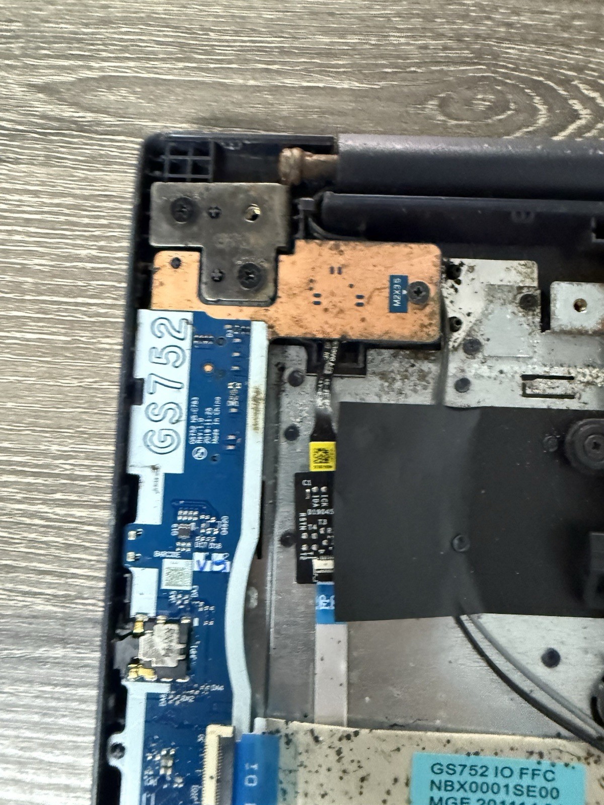 LENOVO IDEAPAD 3 CORE I5 1TB HD AS IS NOT WORKING LAPTOP