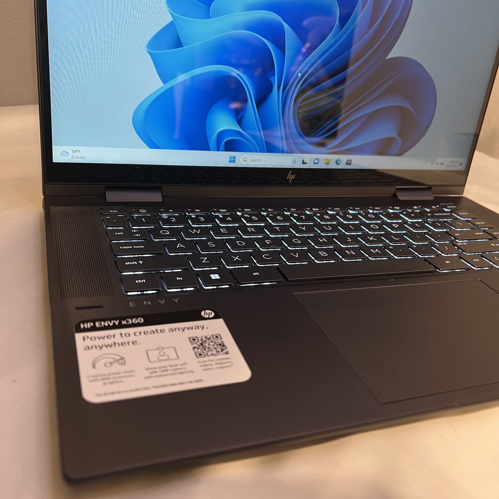 HP ENVY x360 2in1 Laptop, 15.6″ Touch, Ryzen 5 5625U, 8GB, 256GB SSD *Pls READ*
