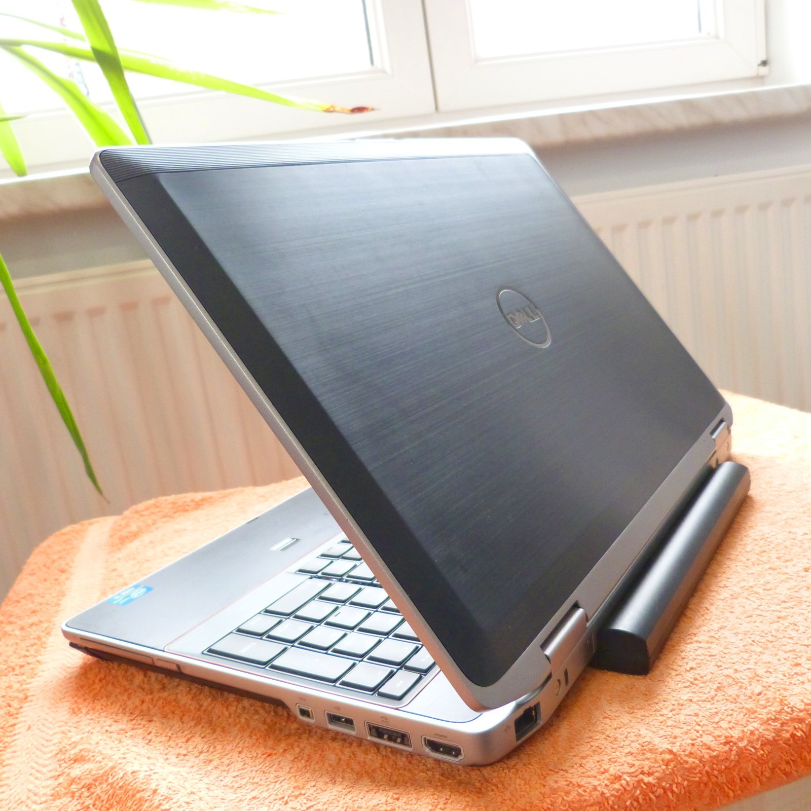 XL LOT with DOCK Dell E6520 METAL Business 15″ FHD l Windows 11 SSD CORE i7
