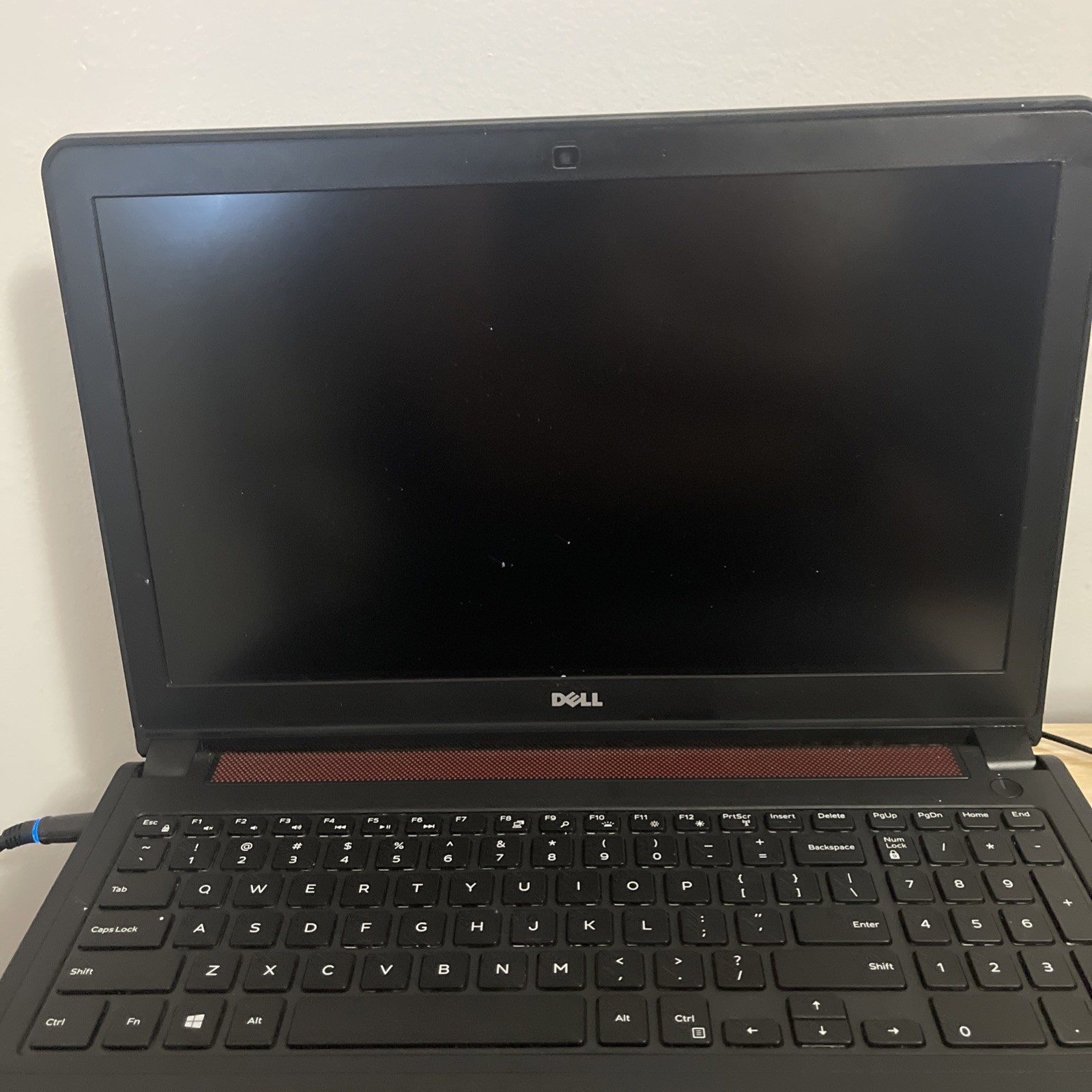 Dell Inspiron 7559 Boots 16GB RAM Charger Battery No SSD Parts. Read Description