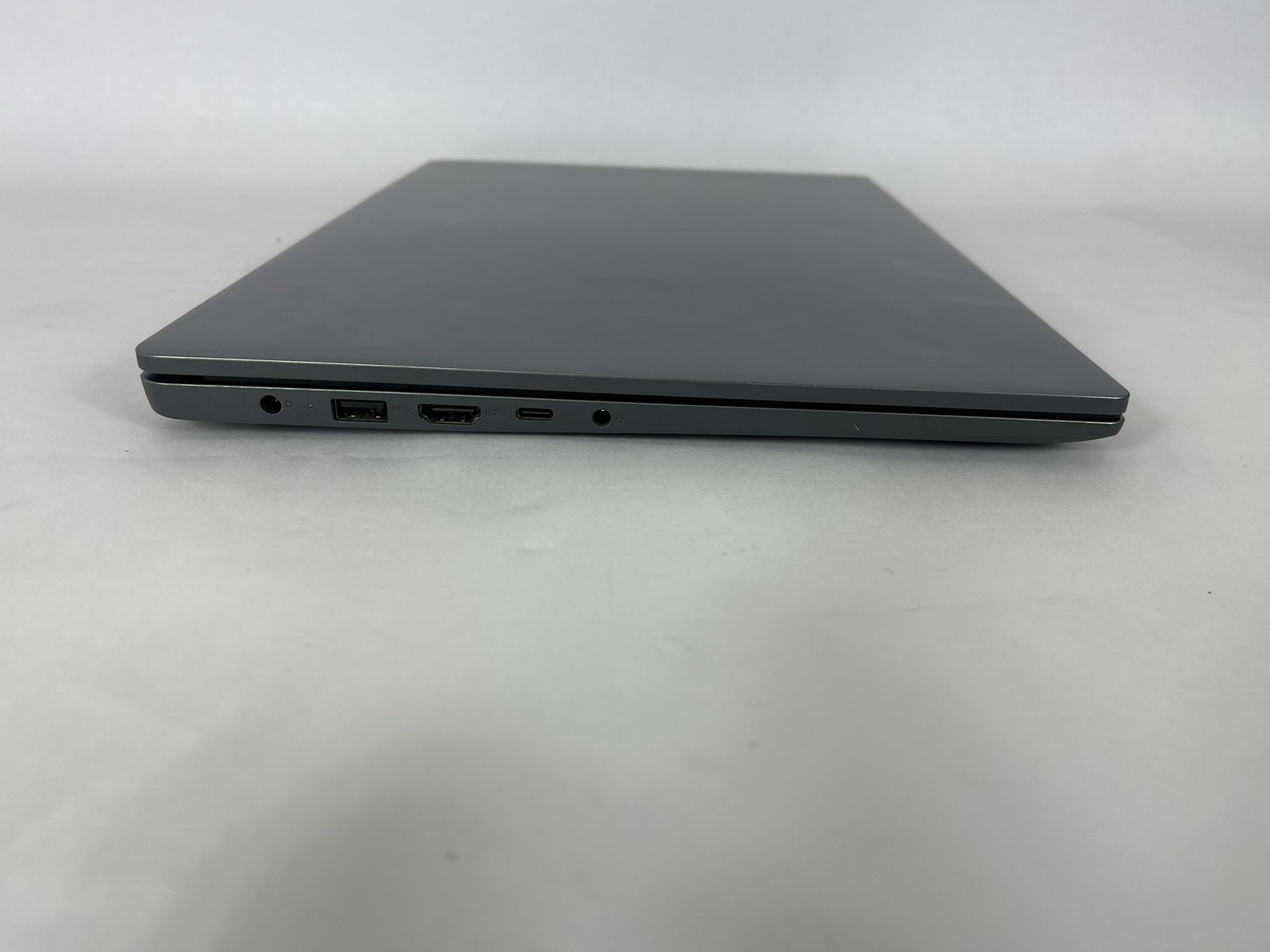 Ideapad Slim 3 15IRU9 15.6in FHD Intel Core 5 120U 1.4GHz 8GB RAM 256GB SSD
