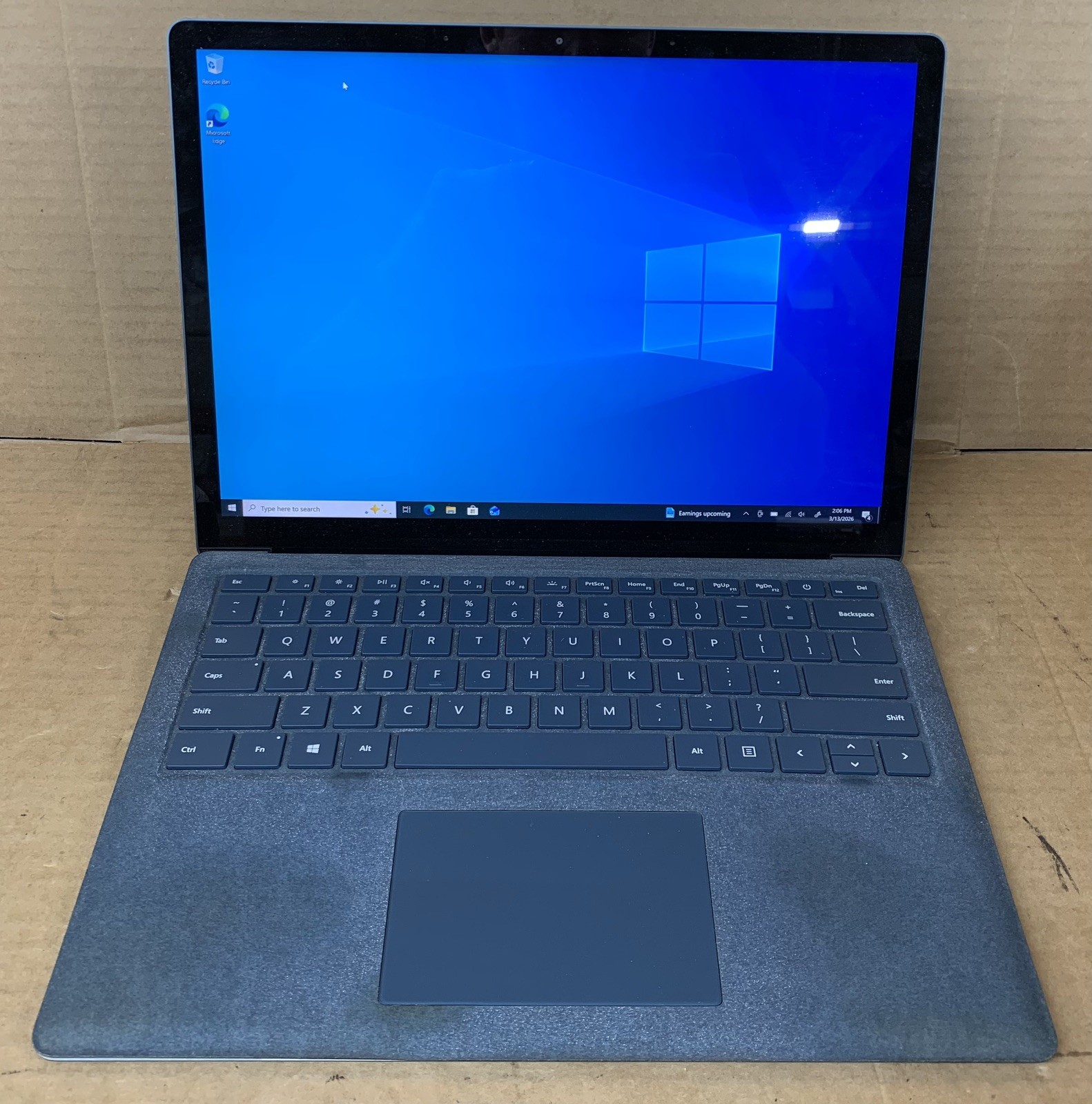 Microsoft Surface Laptop 1769 Intel Core i5-7300U 8GB DDR4 RAM 256GB SSD Win 10P