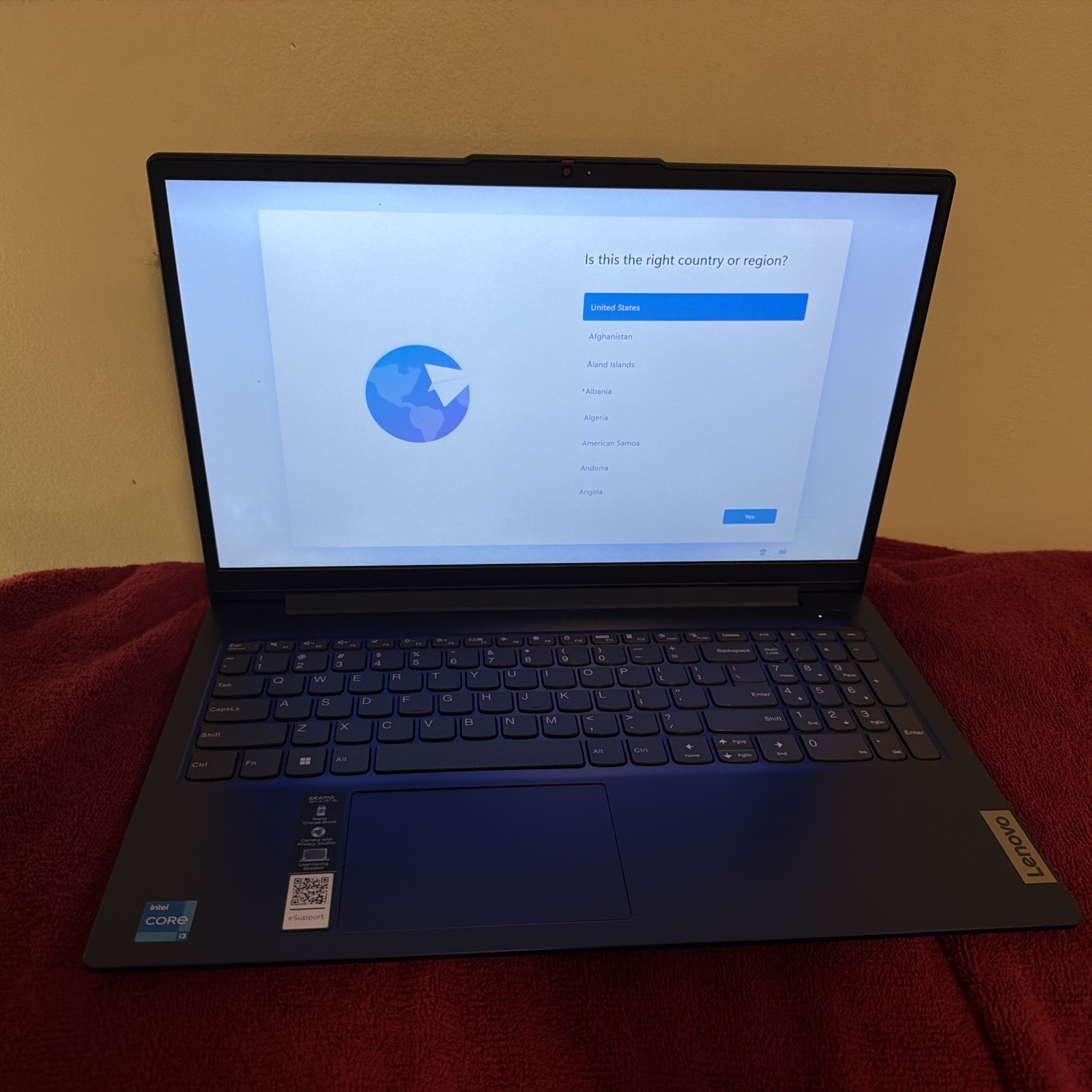Lenovo Ideapad Slim 3 15IAN8 15.6″ i3-N305 1.8GHz 8GB RAM 128GB SSD 256GB