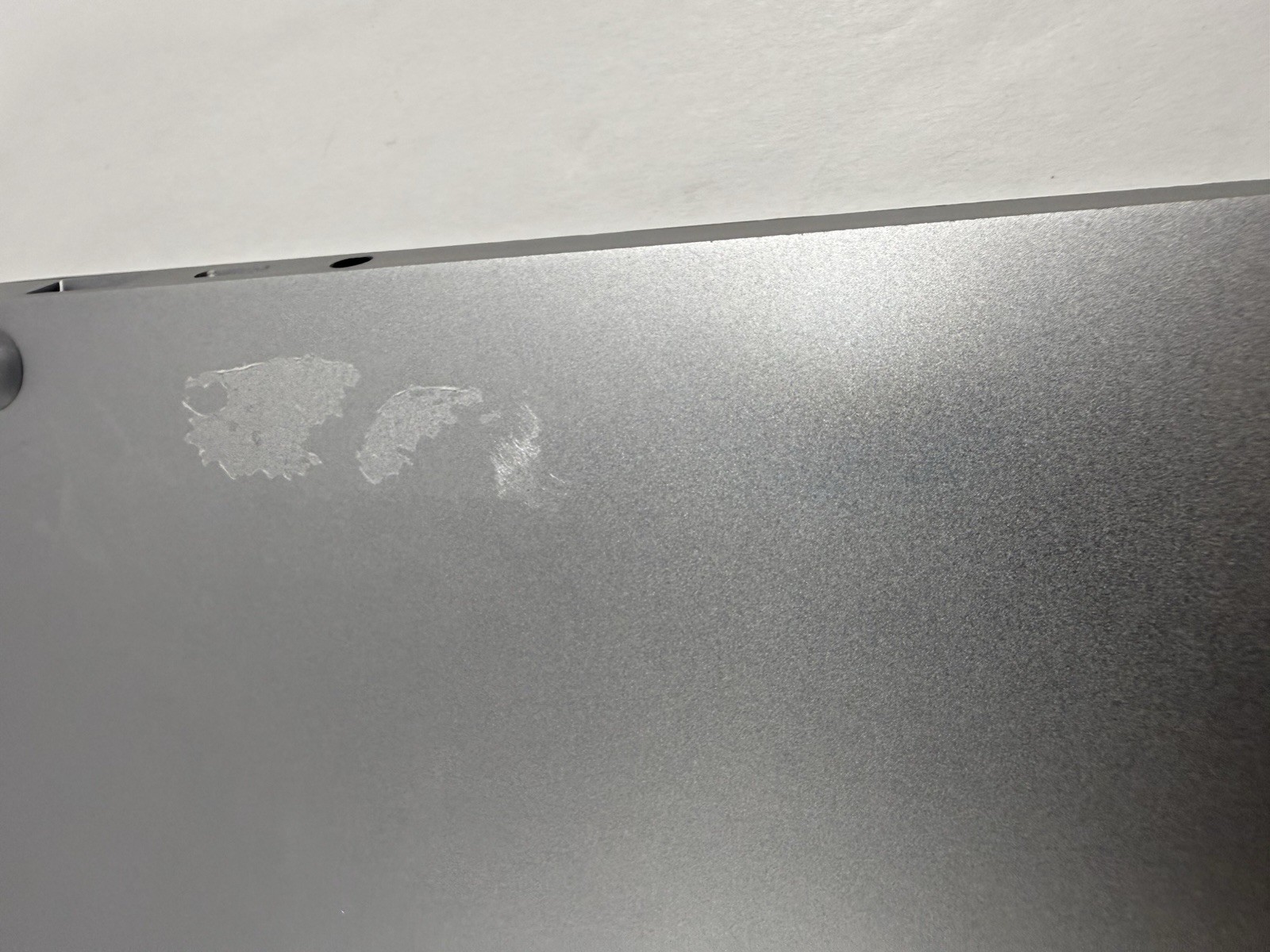 Microsoft Surface Laptop 5 13.5” 1950 Intel Core i7-1265U 16GB RAM 512GB NVME