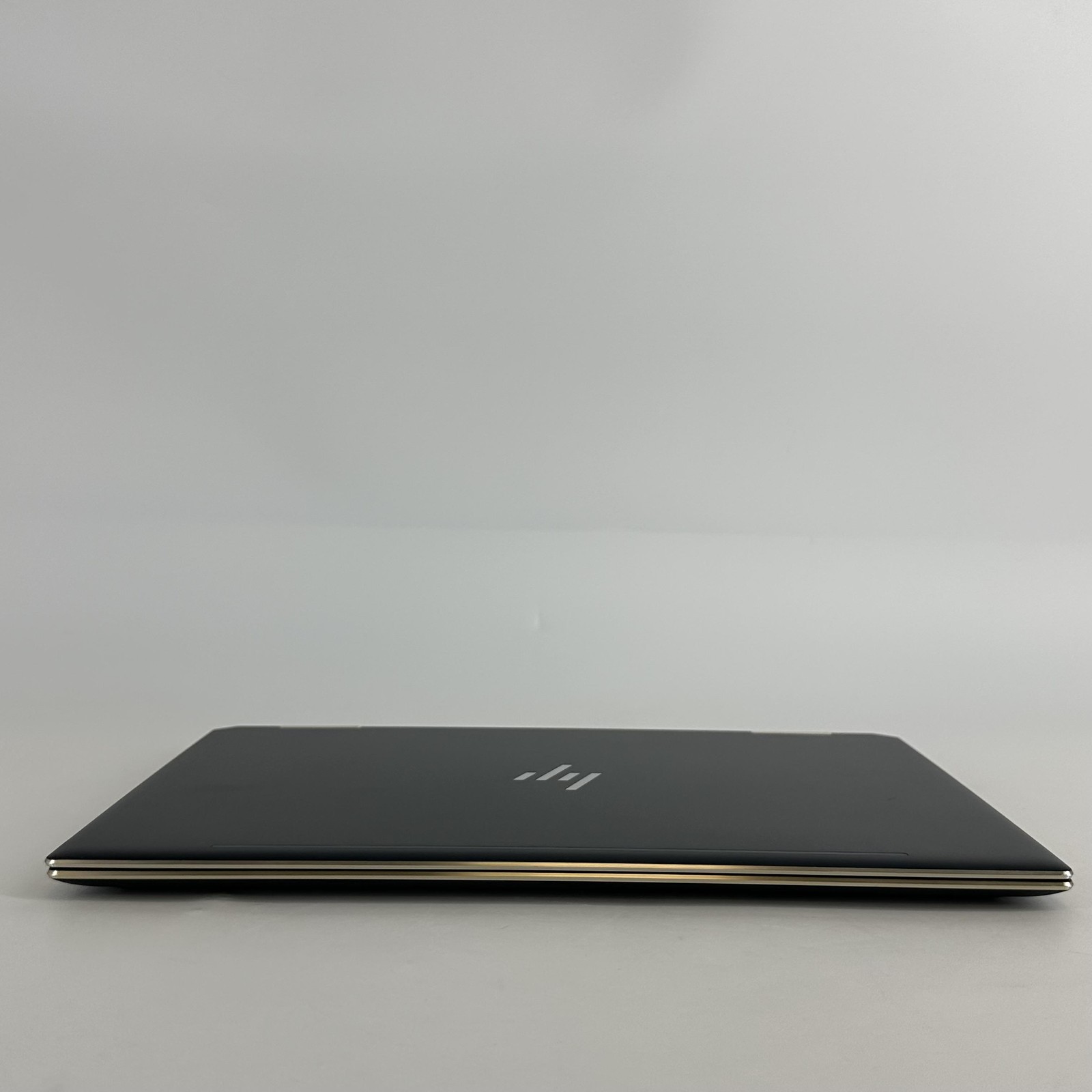 HP Spectre 13 x360 Blue 4K TOUCH i5-8265U 1.60GHz 8GB RAM 256GB SSD Very Good