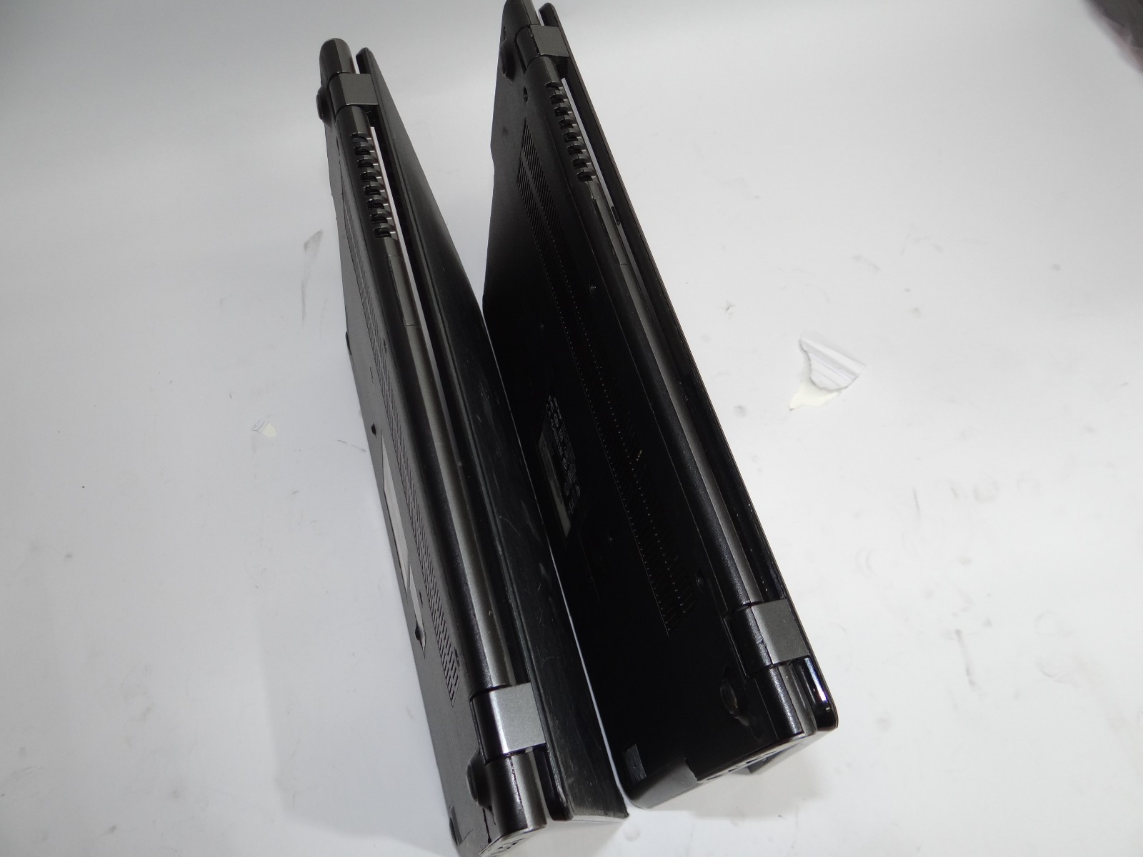 Lot of (2) Acer C720-2844 11.6 inches Intel Celeron 4GB RAM 16GB SSD Chromebook