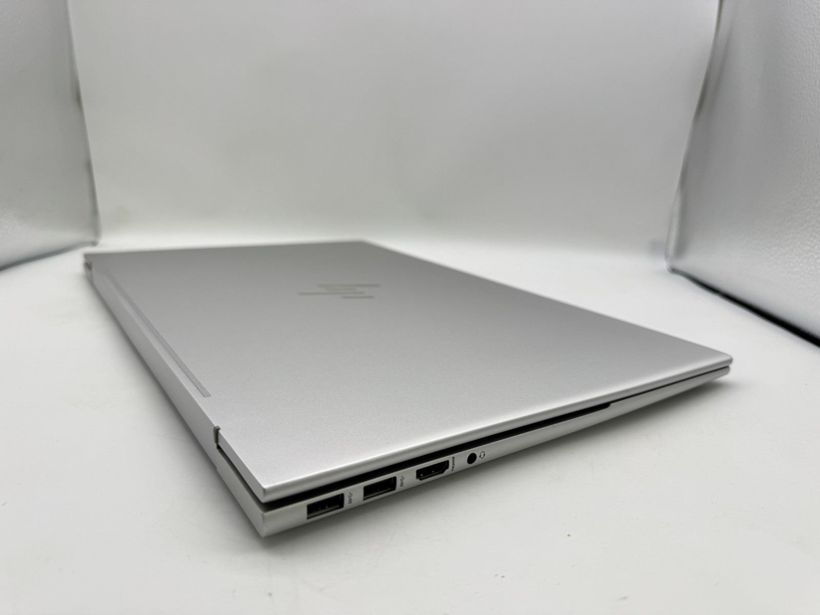 HP ENVY 17-cr0797nr 17.3″ Touch Laptop Intel Core i7-1255U 16GB 1TB SSD RTX 2050