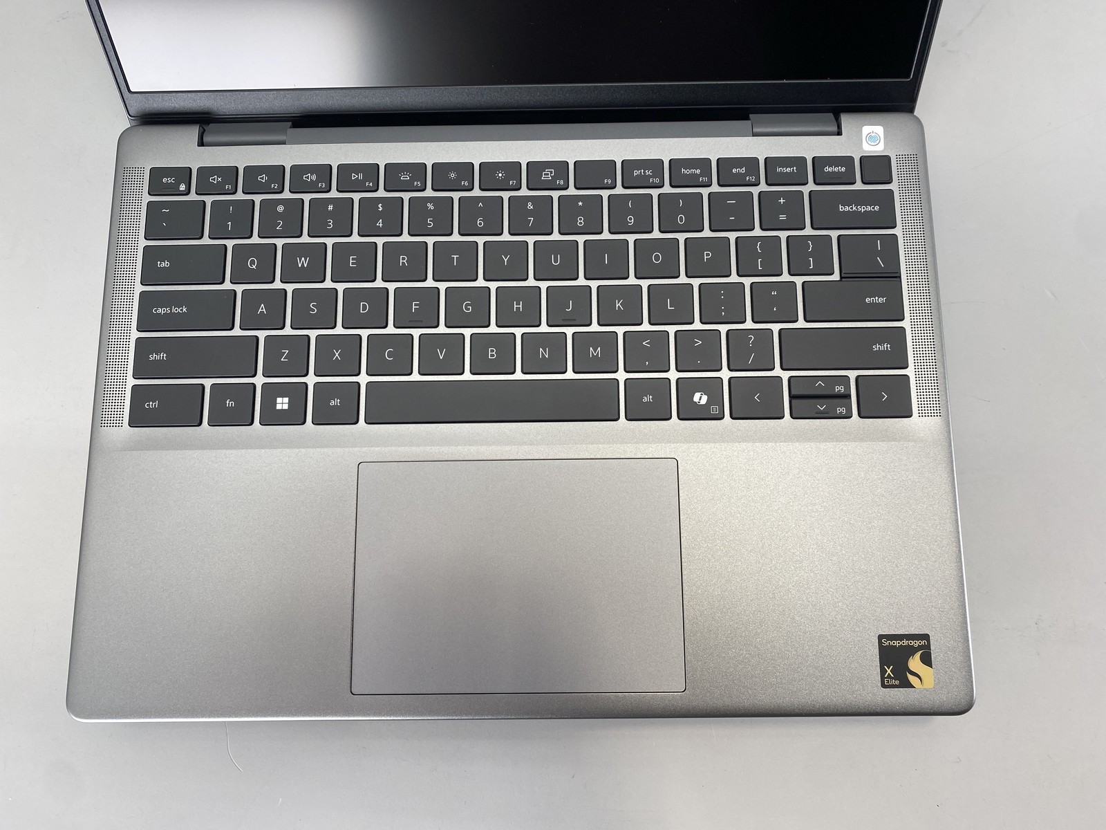 Dell Laptop Latitude Silver 7455 14″ Qualcomm Snapdragon X Elite X1E80100 512GB