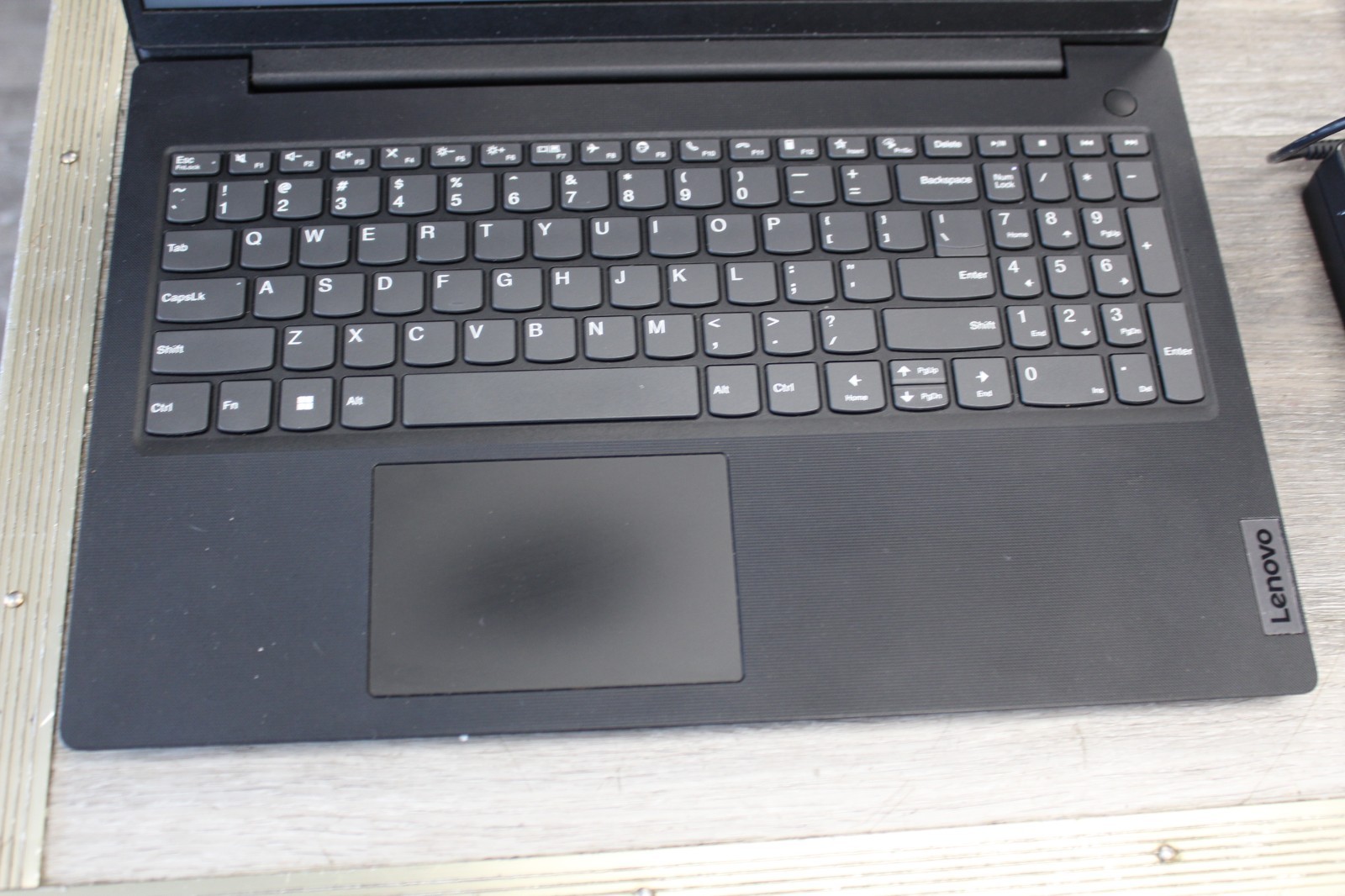 Lenovo V15 G4 IRU Intel Core i3-1315U 8GB 256 GB SSD Windows 11 Pro Laptop