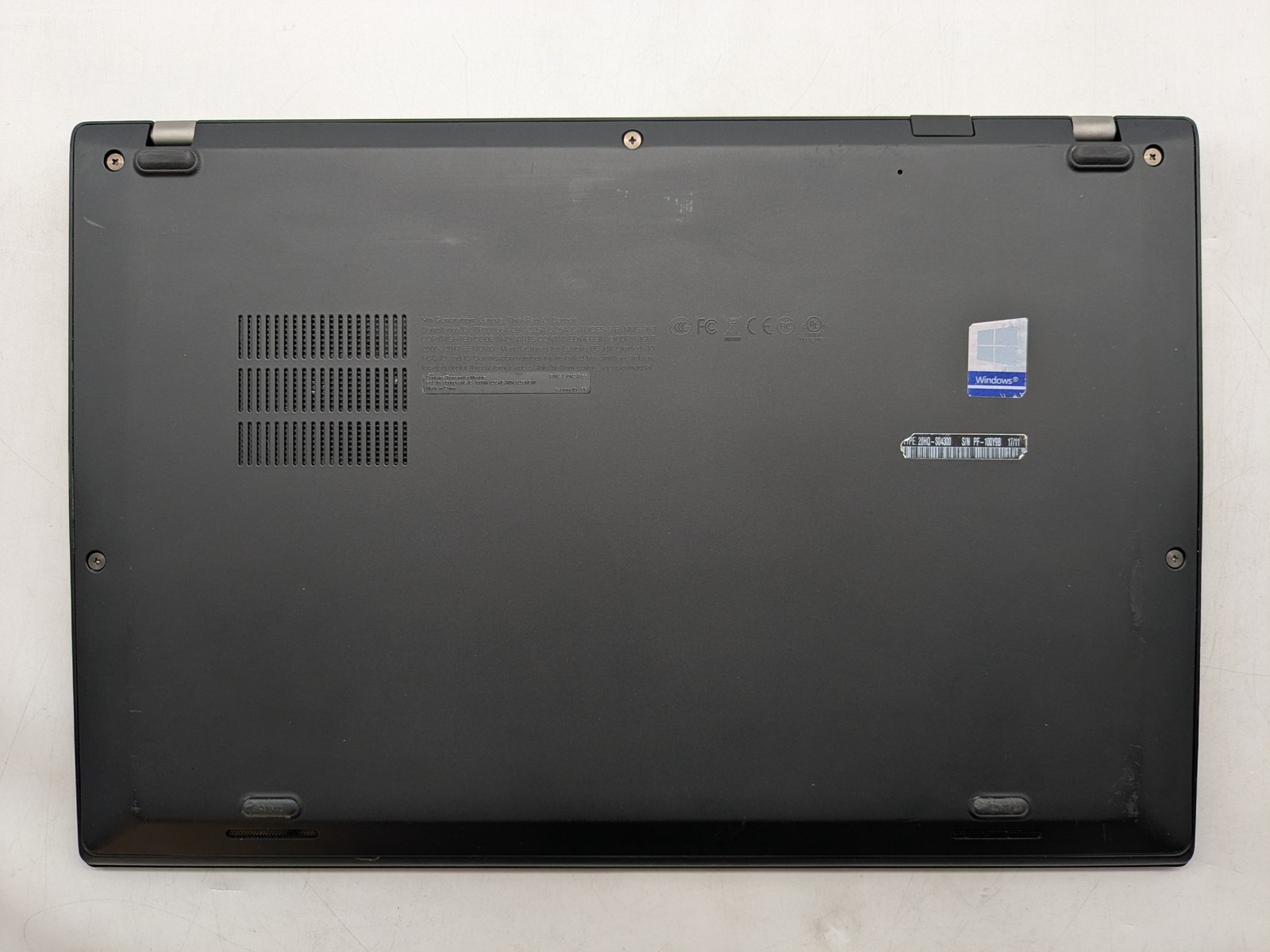 Lenovo ThinkPad X1 Carbon 5th Gen 14″ FHD I7-7600U 16GB Webcam Palmrest *READ*